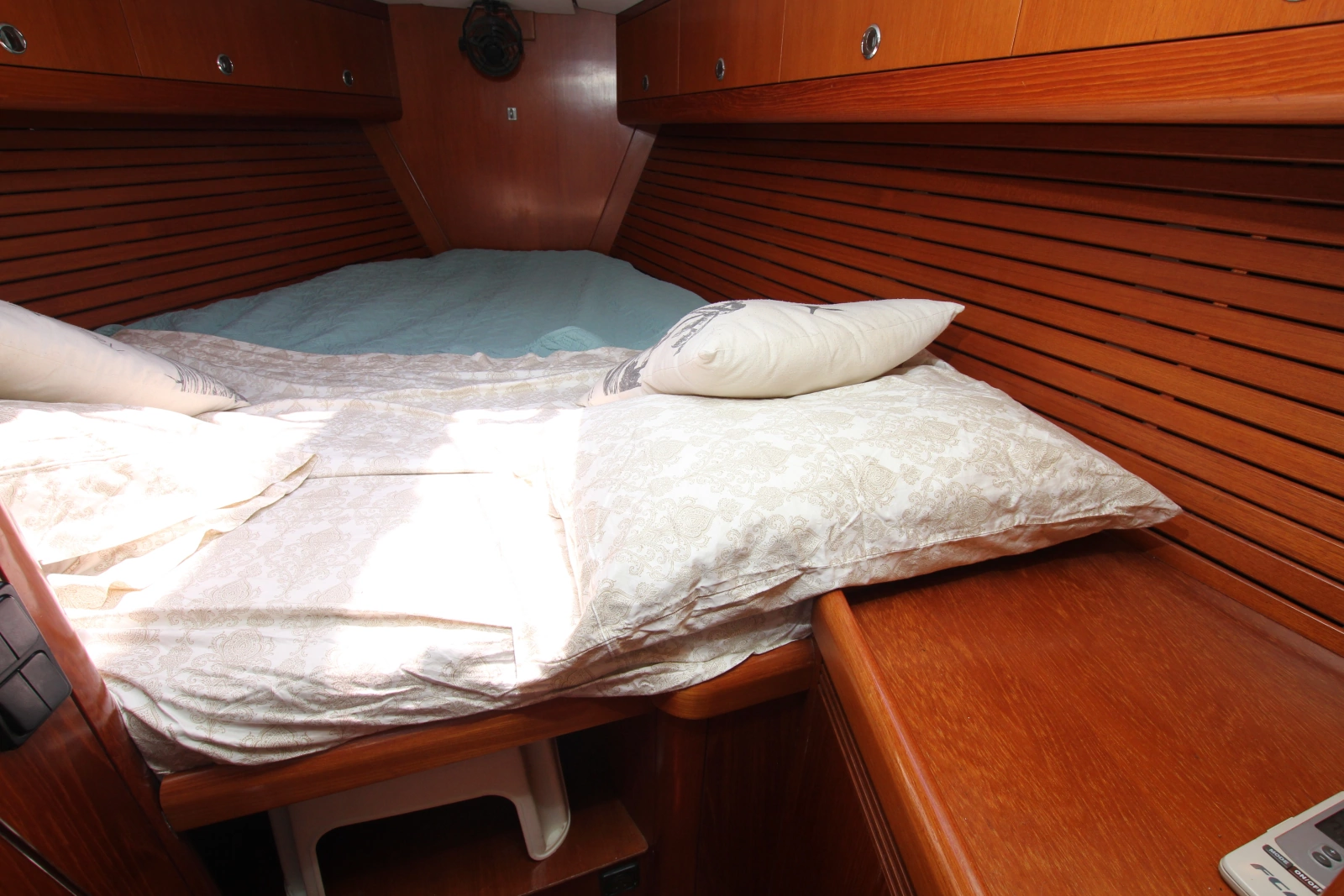 2000 Nautor Swan 
