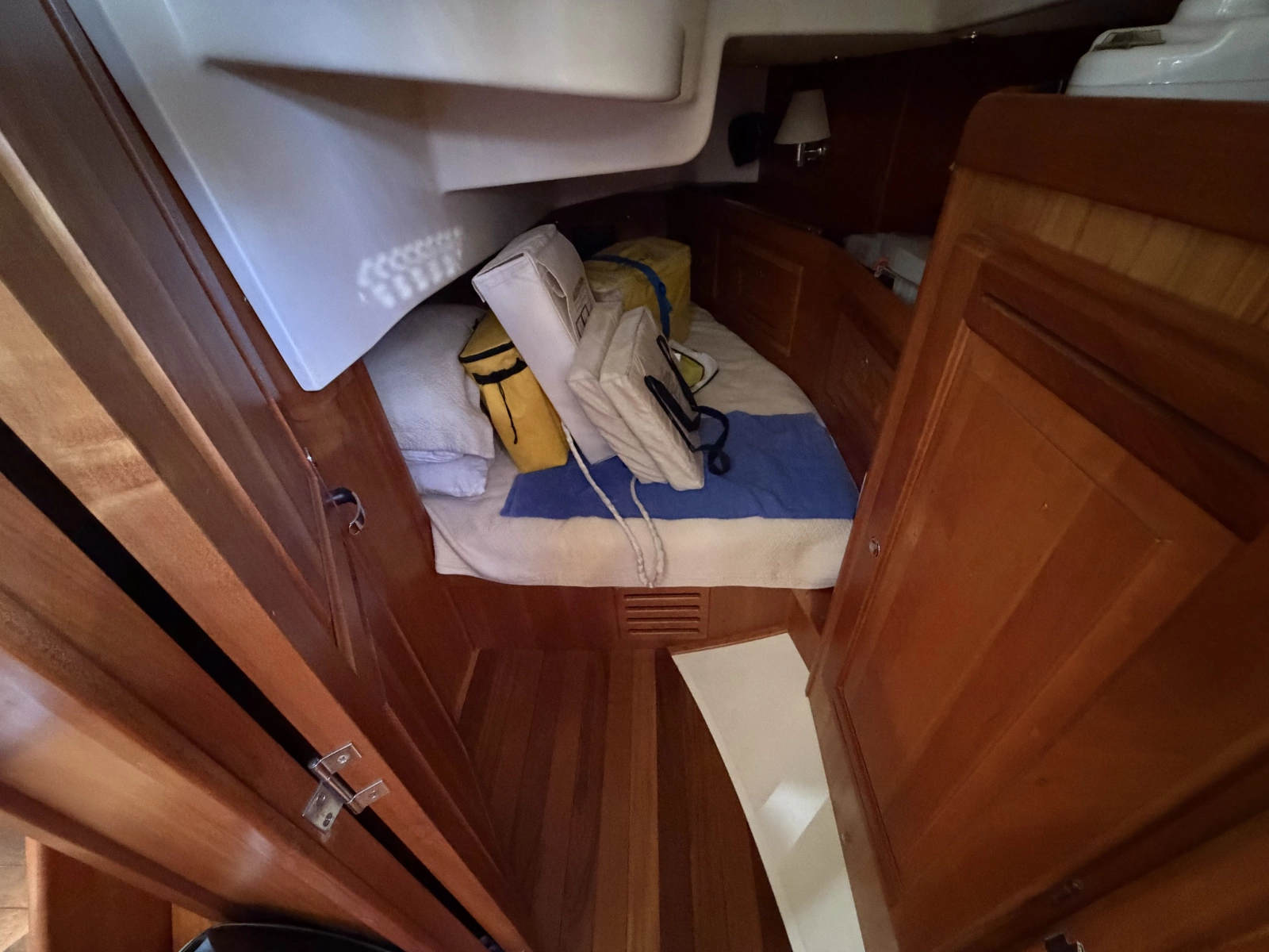 2011 Tartan 4300