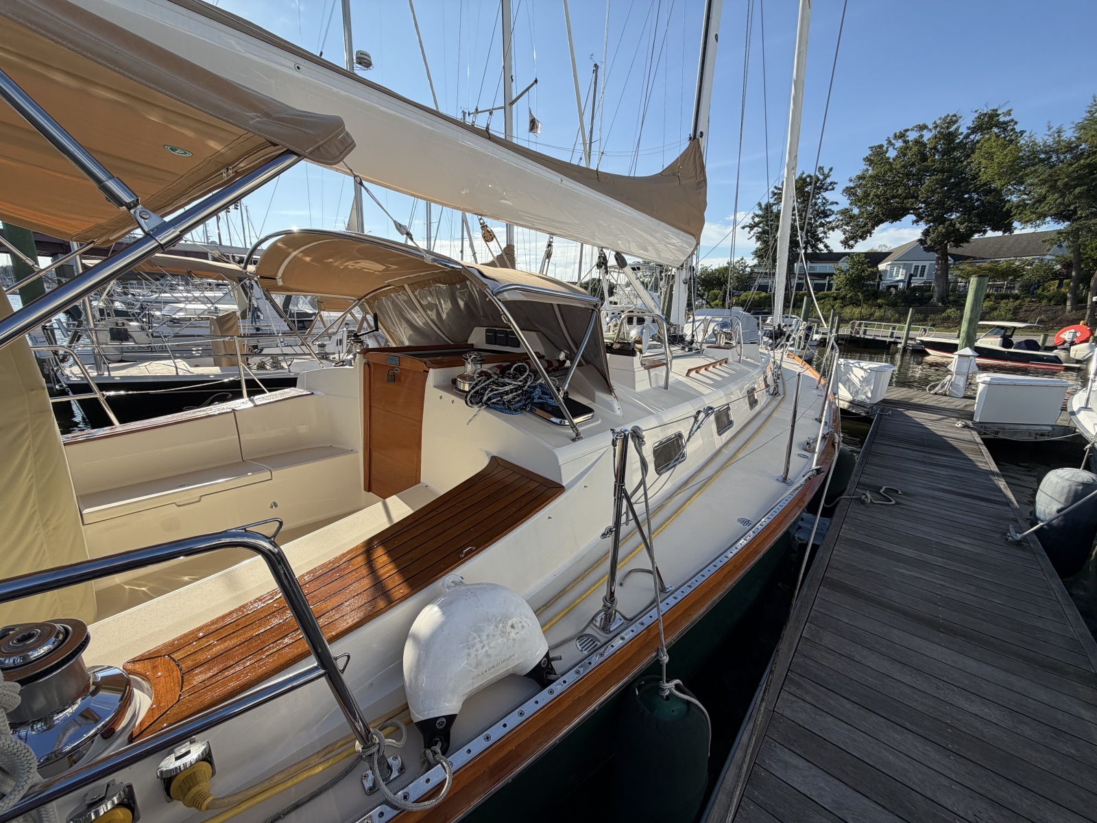 2011 Tartan 4300