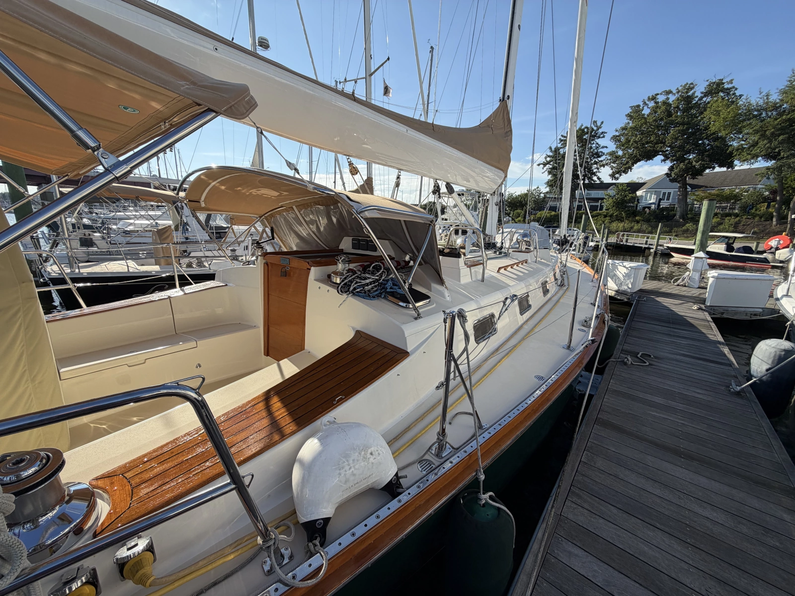 2011 Tartan 4300