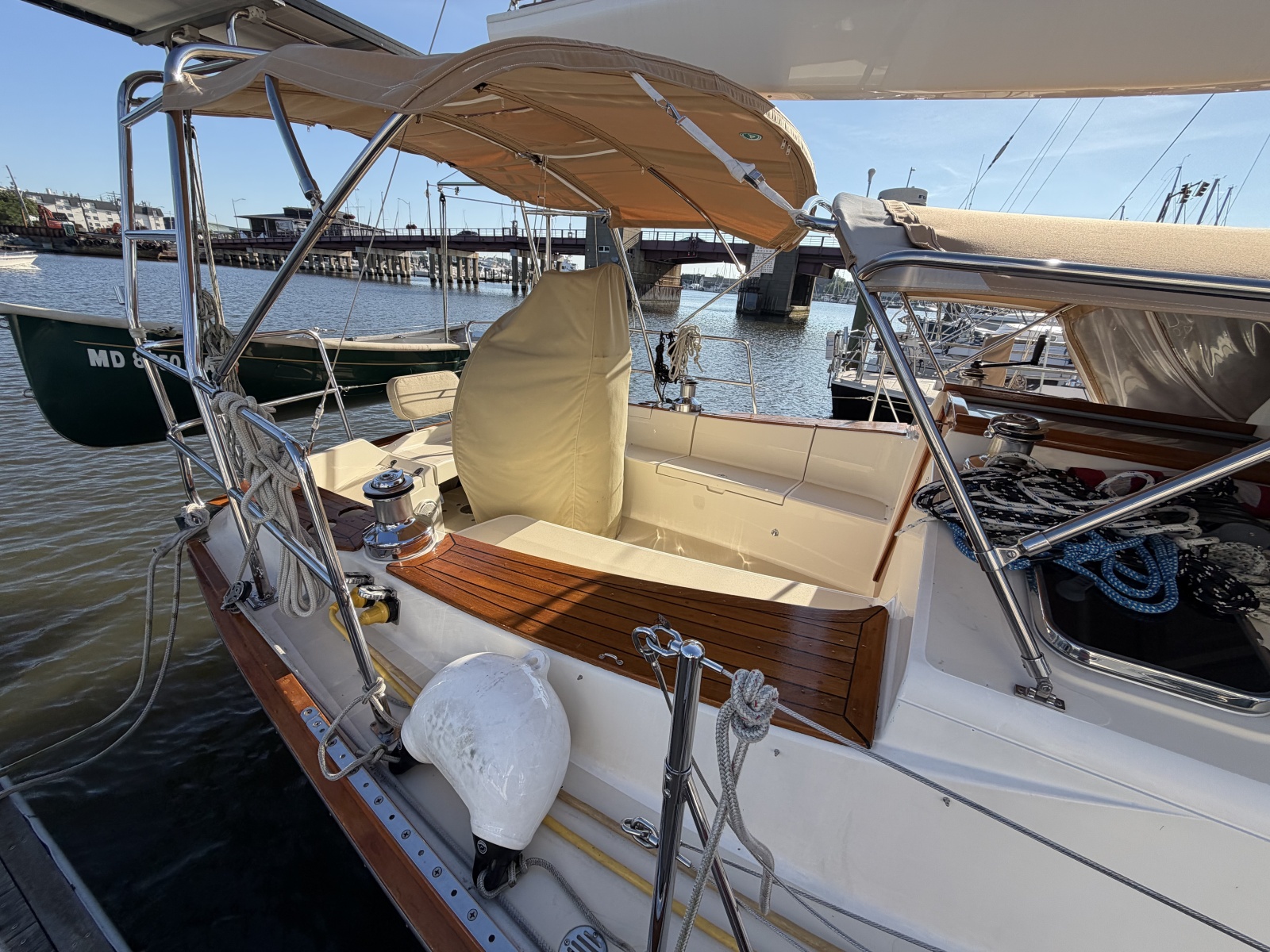 2011 Tartan 4300