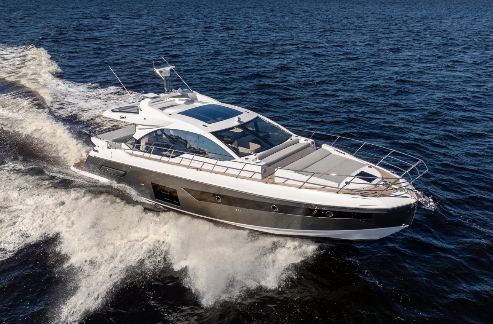 2025 Azimut S6