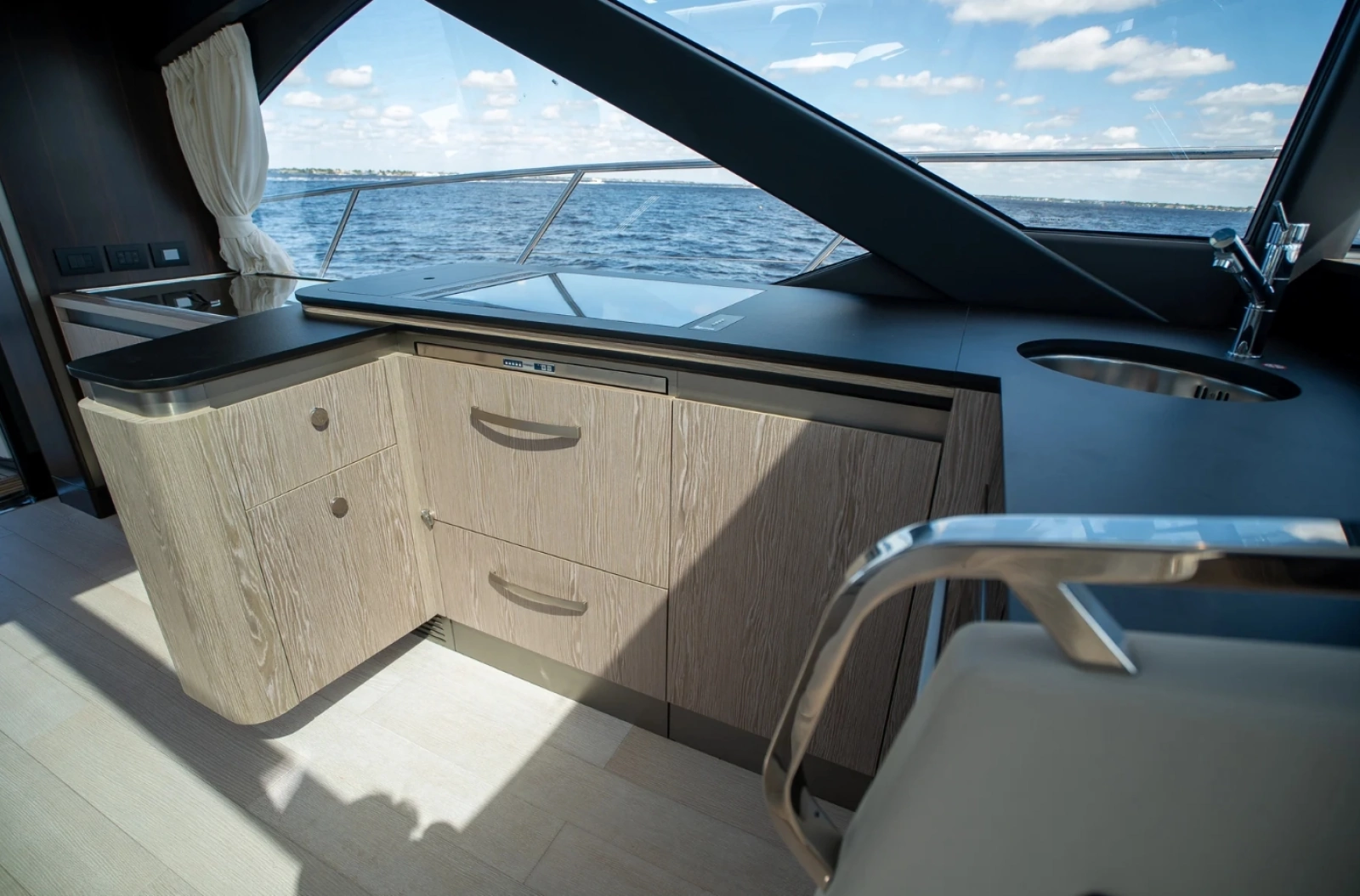 2025 Azimut S6