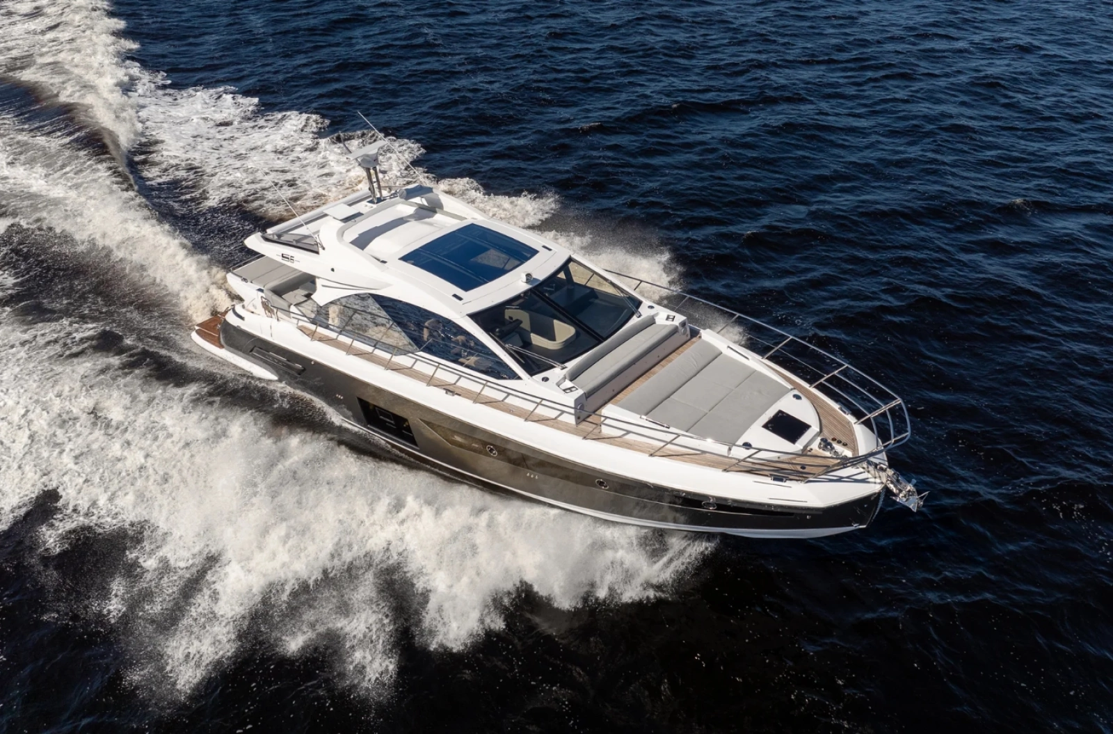 2025 Azimut S6