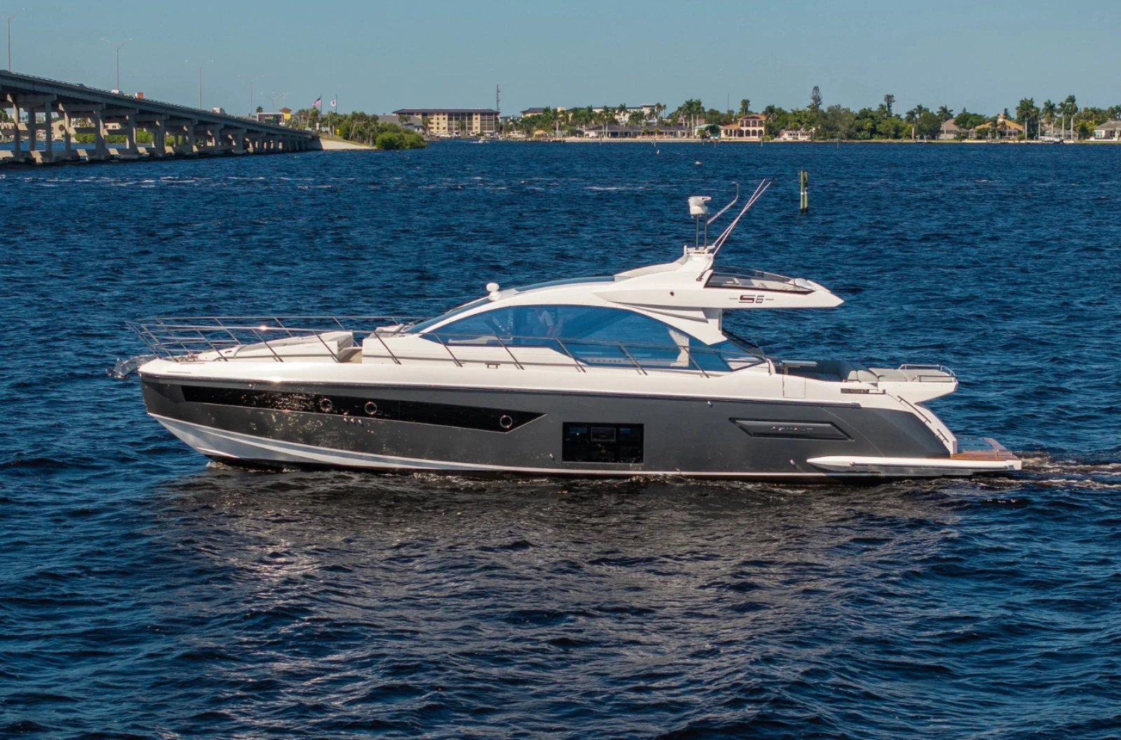 2025 Azimut S6