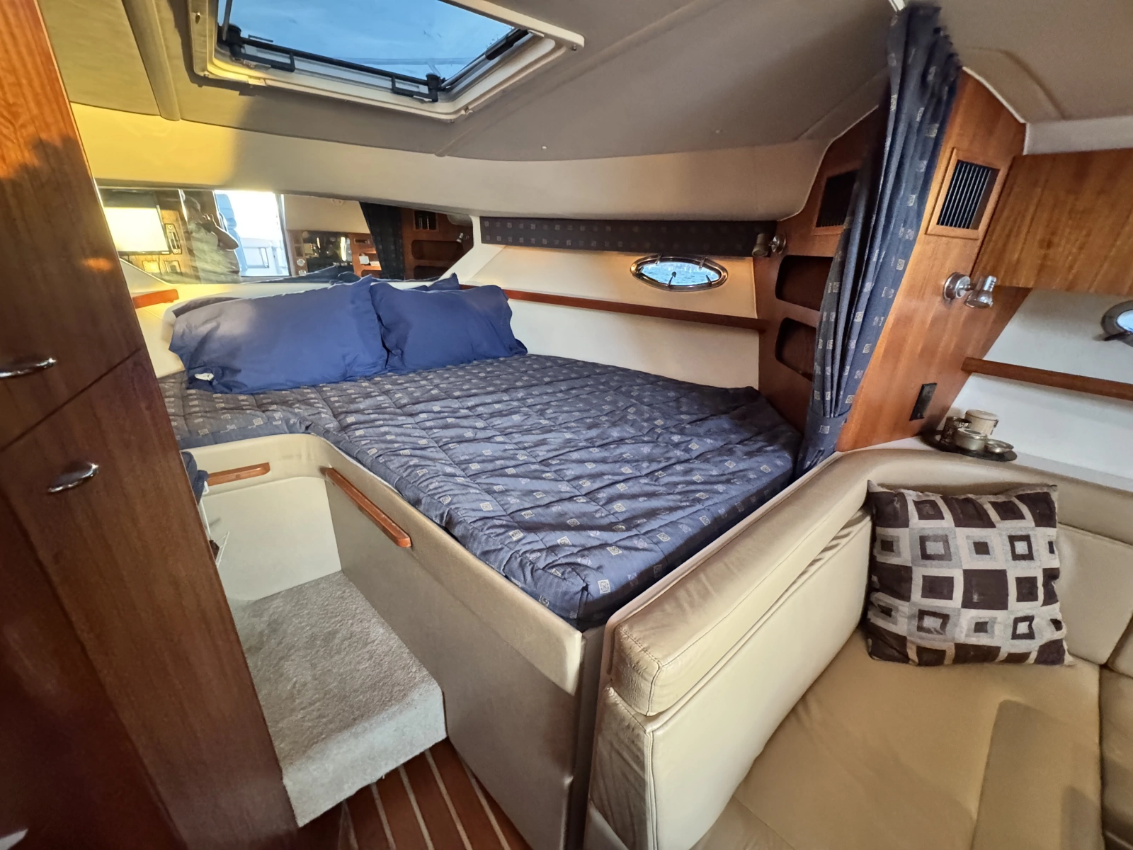 2001 Tiara Yachts 3100 Open