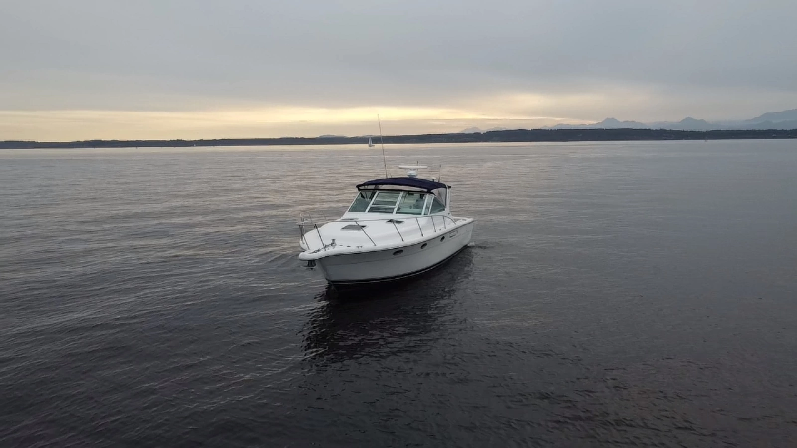 2001 Tiara Yachts 3100 Open