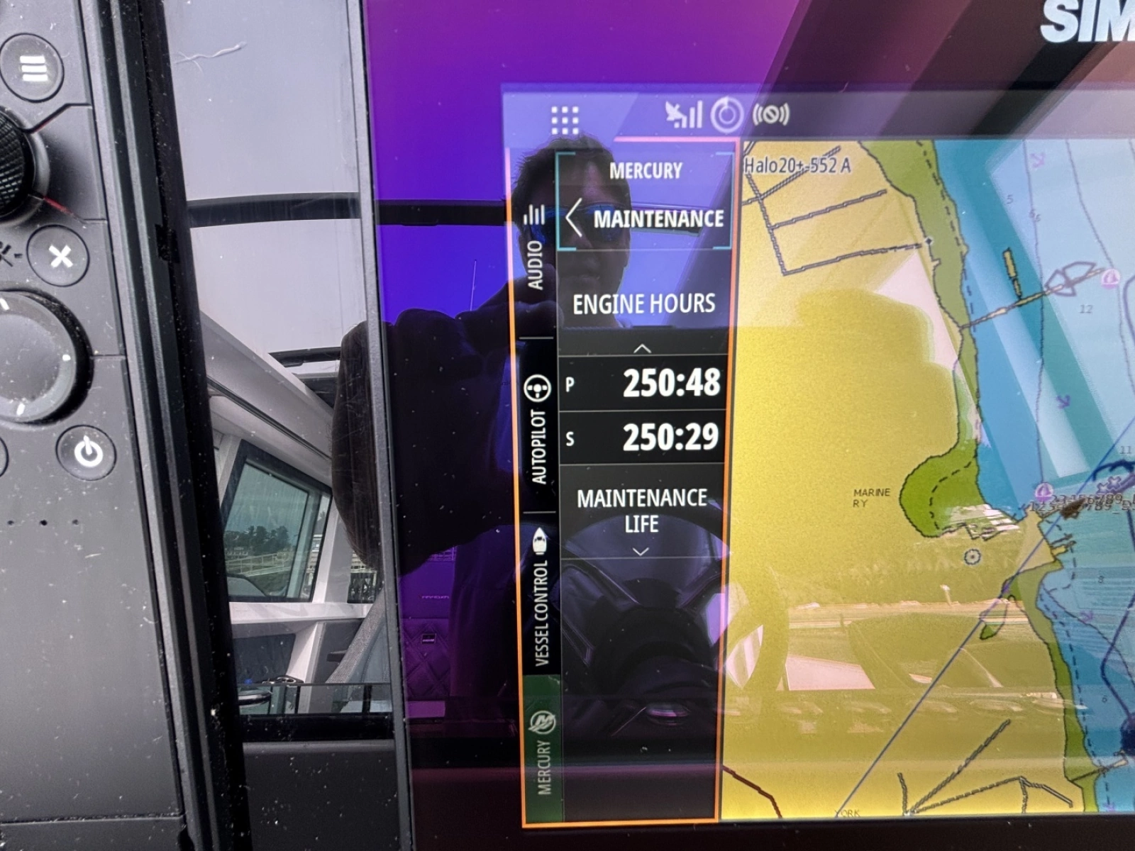 2024 Axopar 37XC Cross Cabin