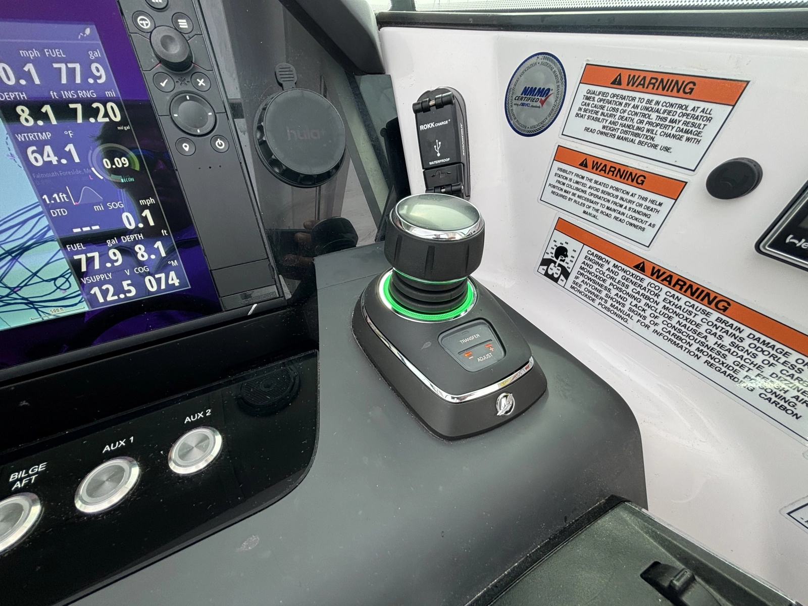 2024 Axopar 37XC Cross Cabin