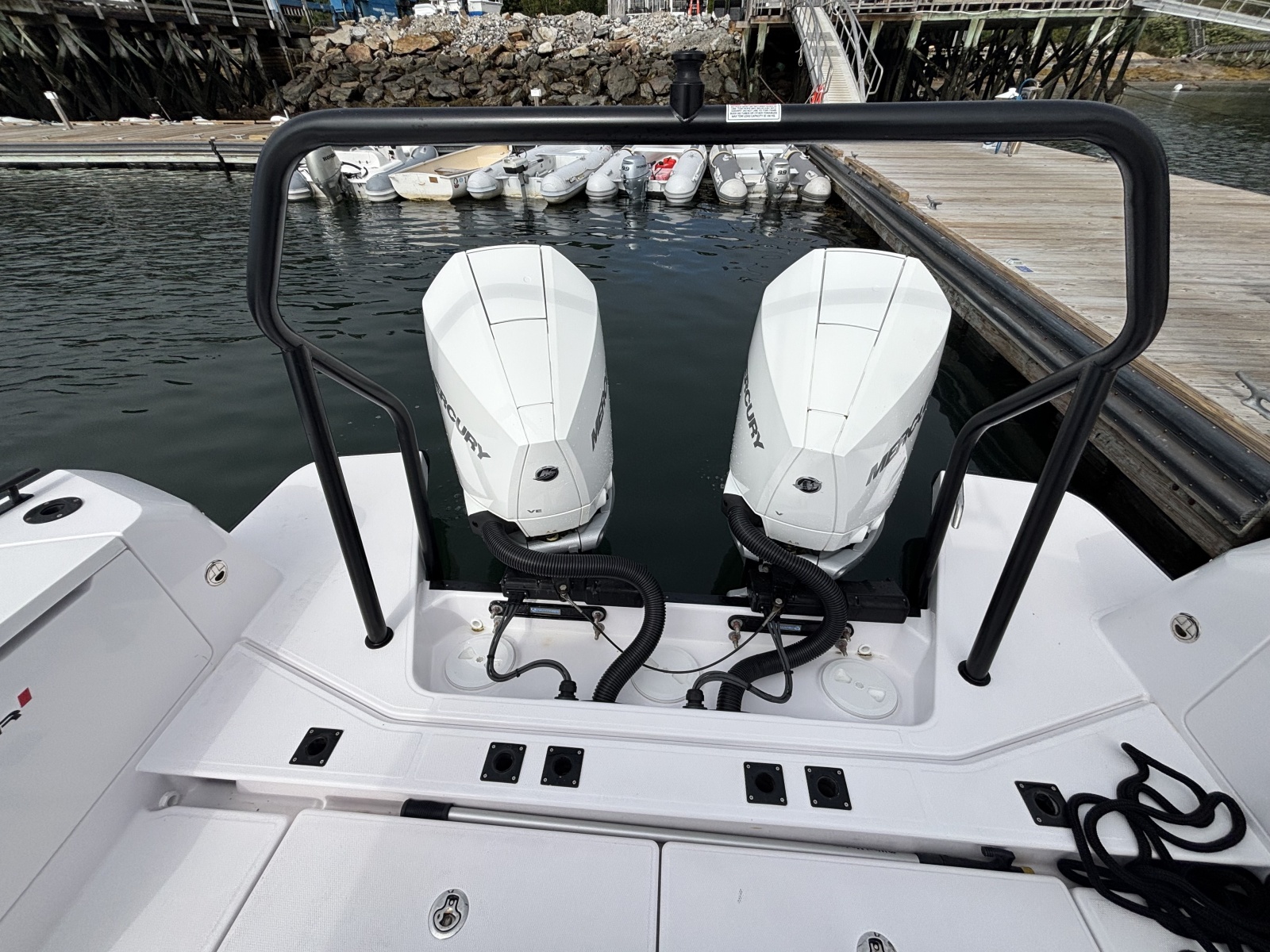 2024 Axopar 37XC Cross Cabin