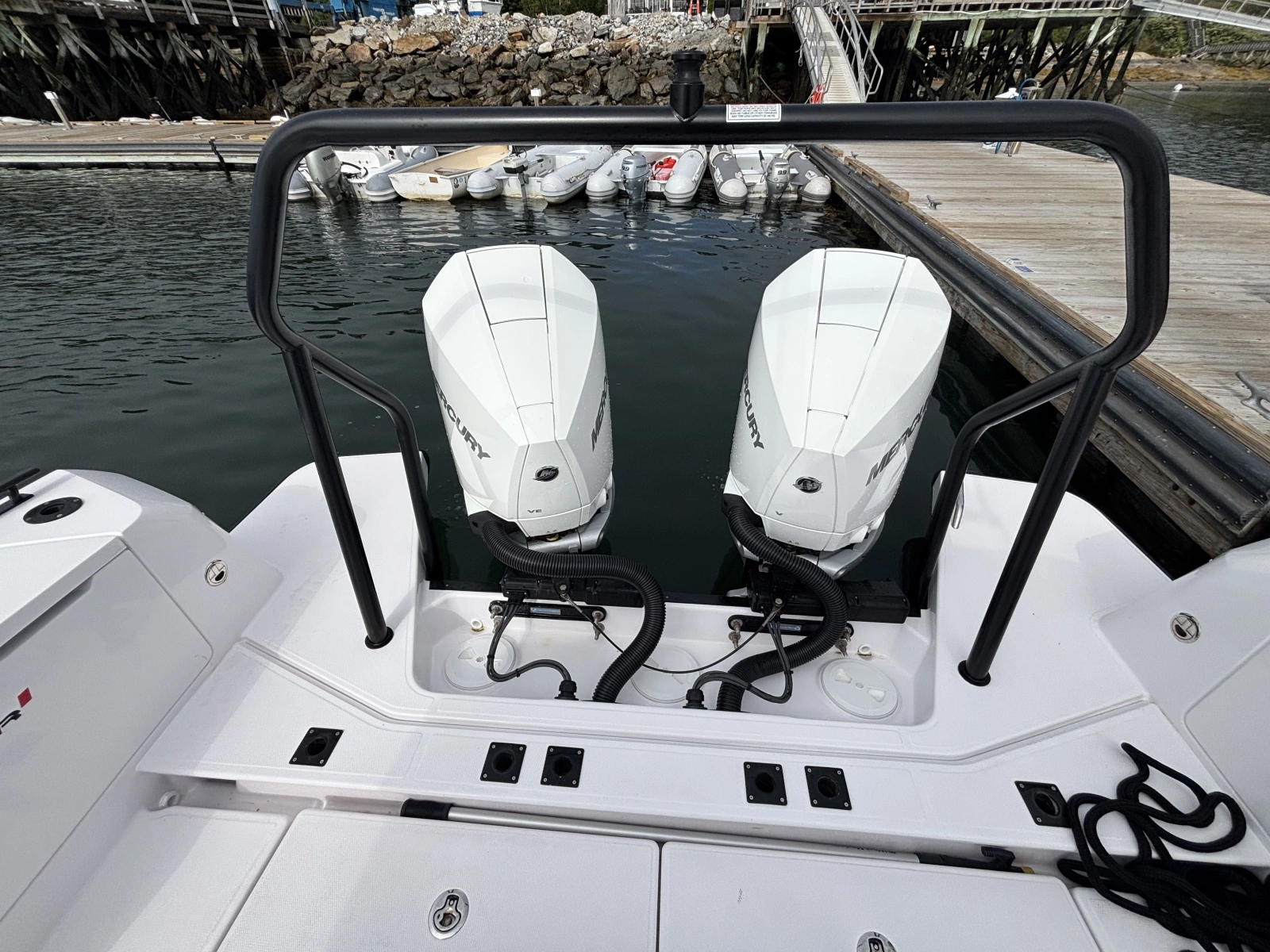 2024 Axopar 37XC Cross Cabin