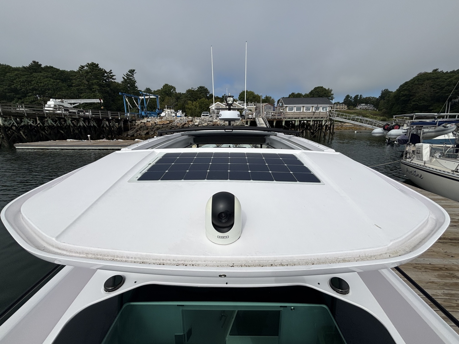 2024 Axopar 37XC Cross Cabin