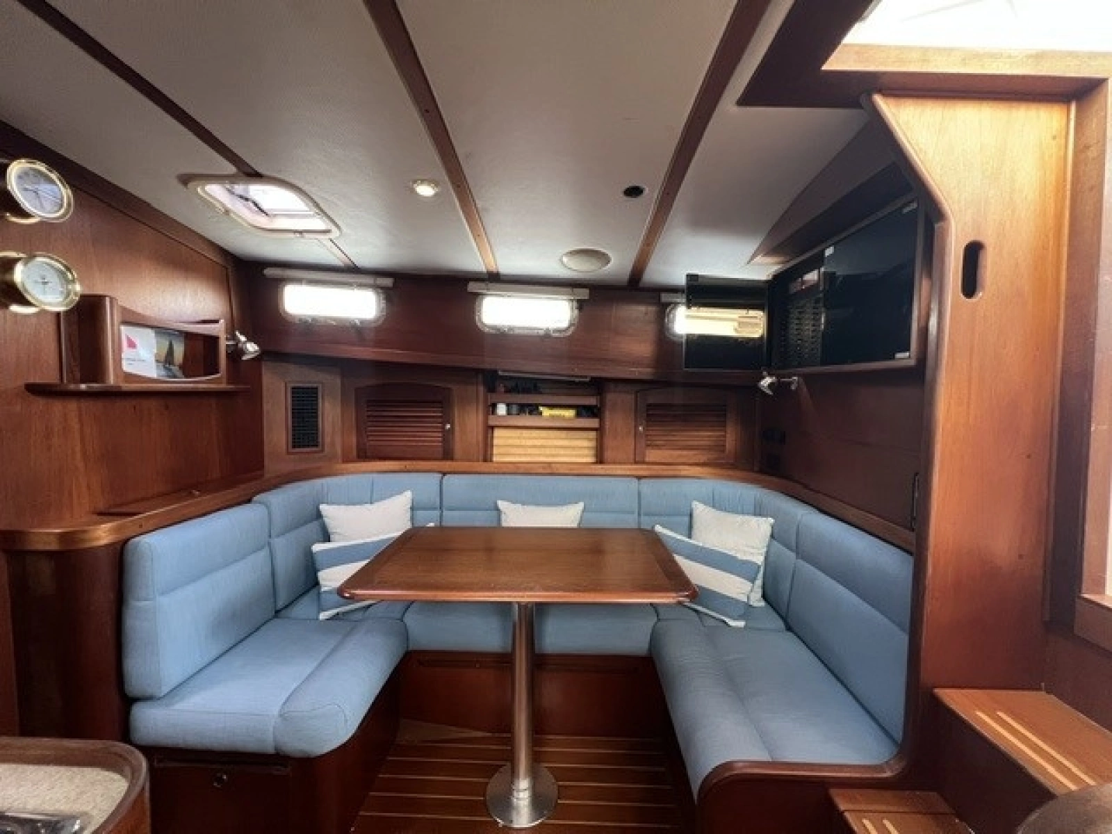 2000 Sabre 36 express