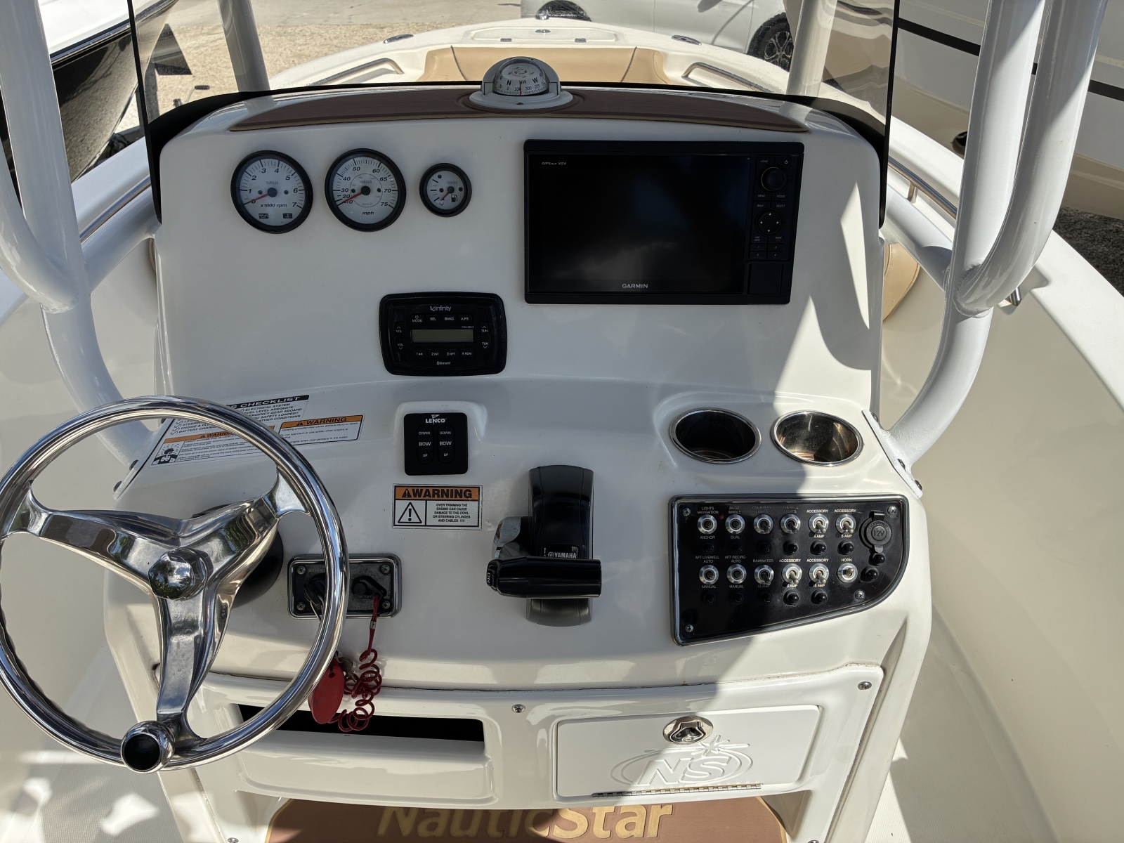 2019 NauticStar 2102 Legacy
