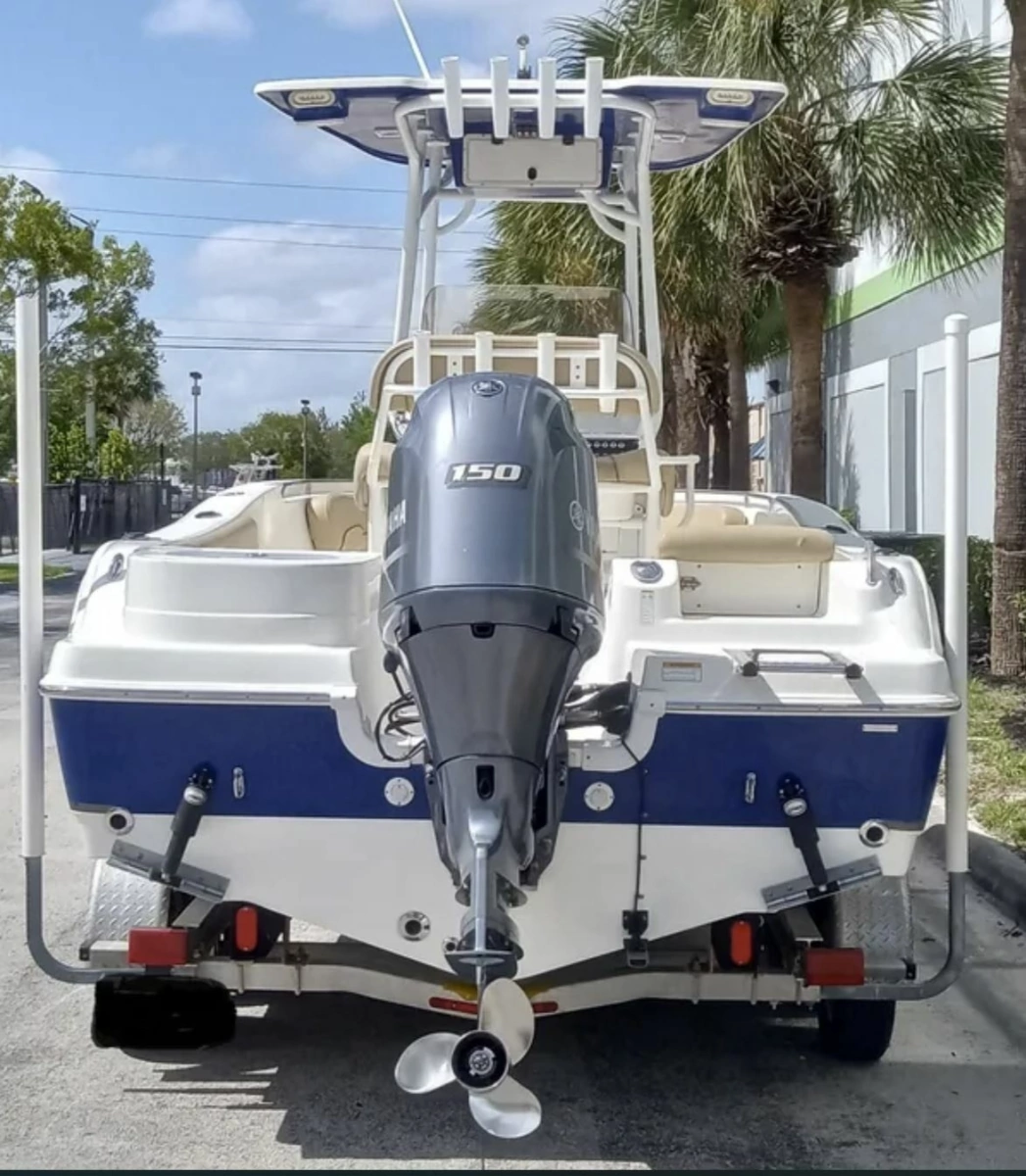 2019 NauticStar 2102 Legacy