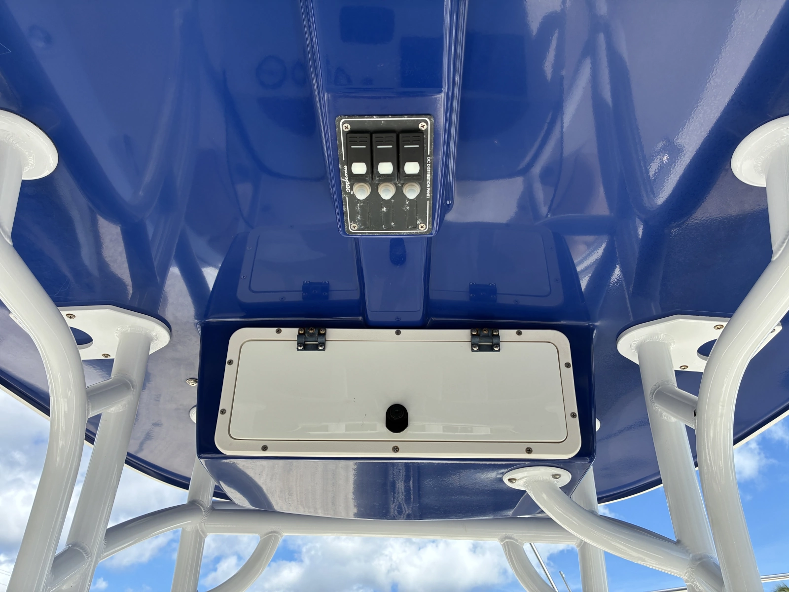 2019 NauticStar 2102 Legacy