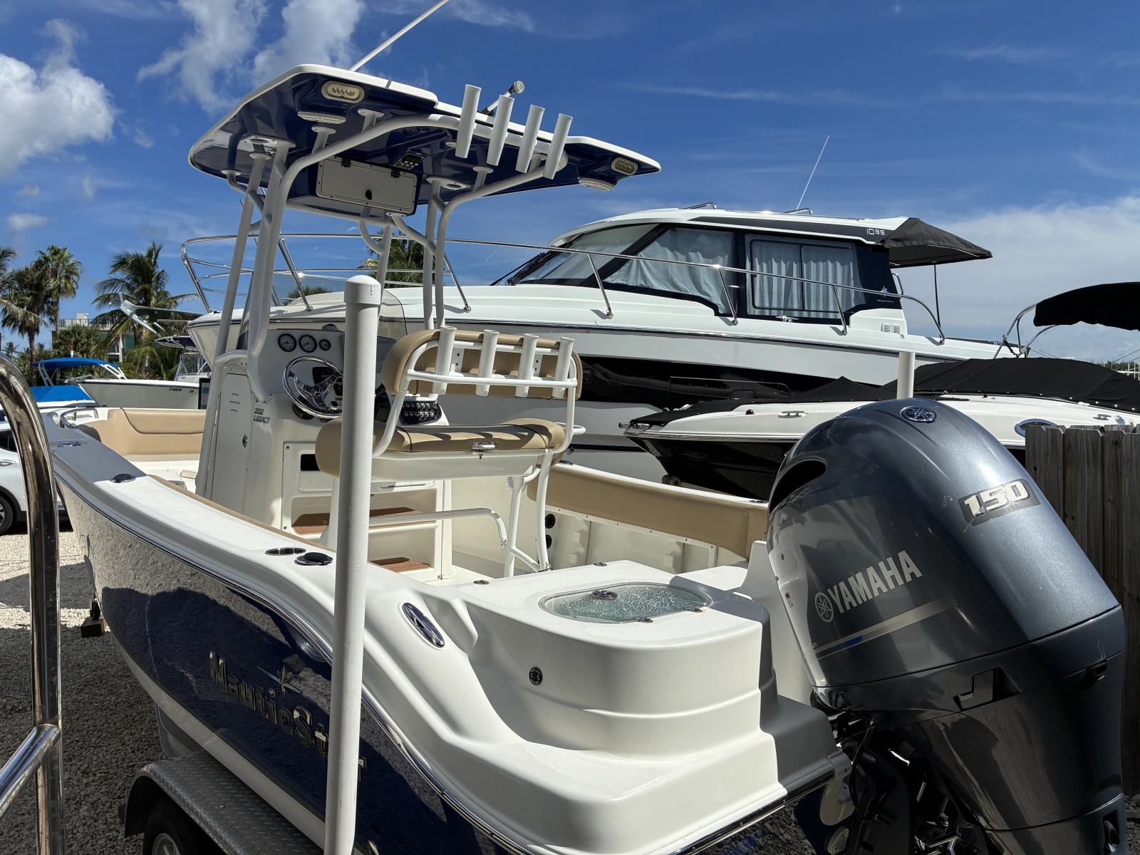 2019 NauticStar 2102 Legacy