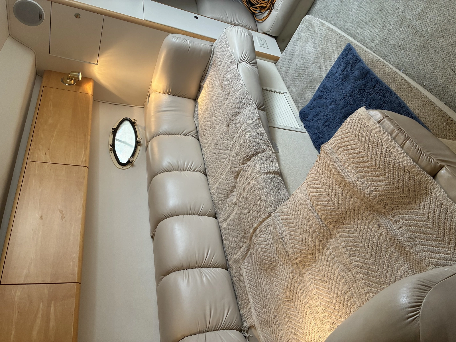 Serendipity 33ft Larson Yacht For Sale
