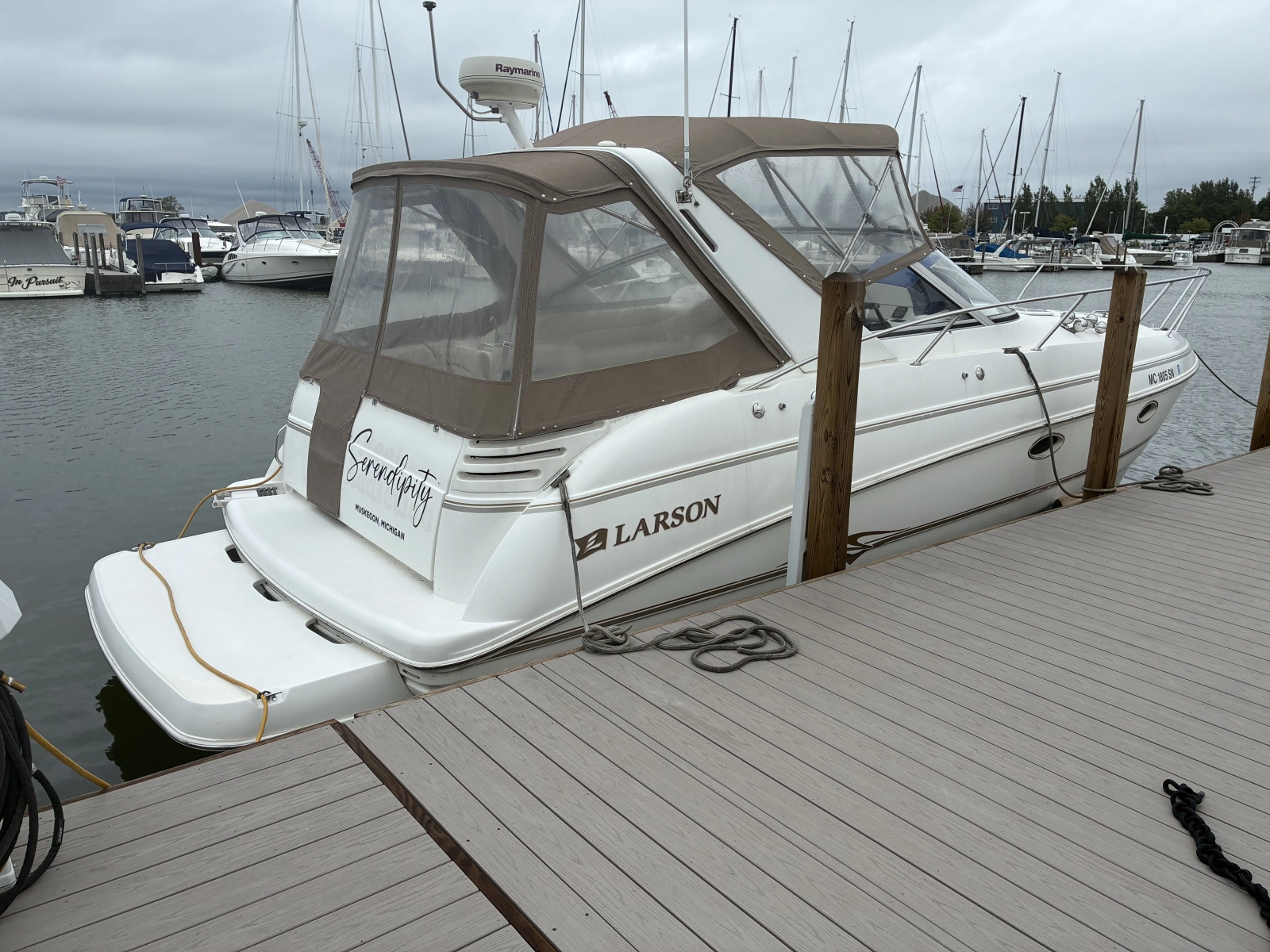Serendipity 33ft Larson Yacht For Sale