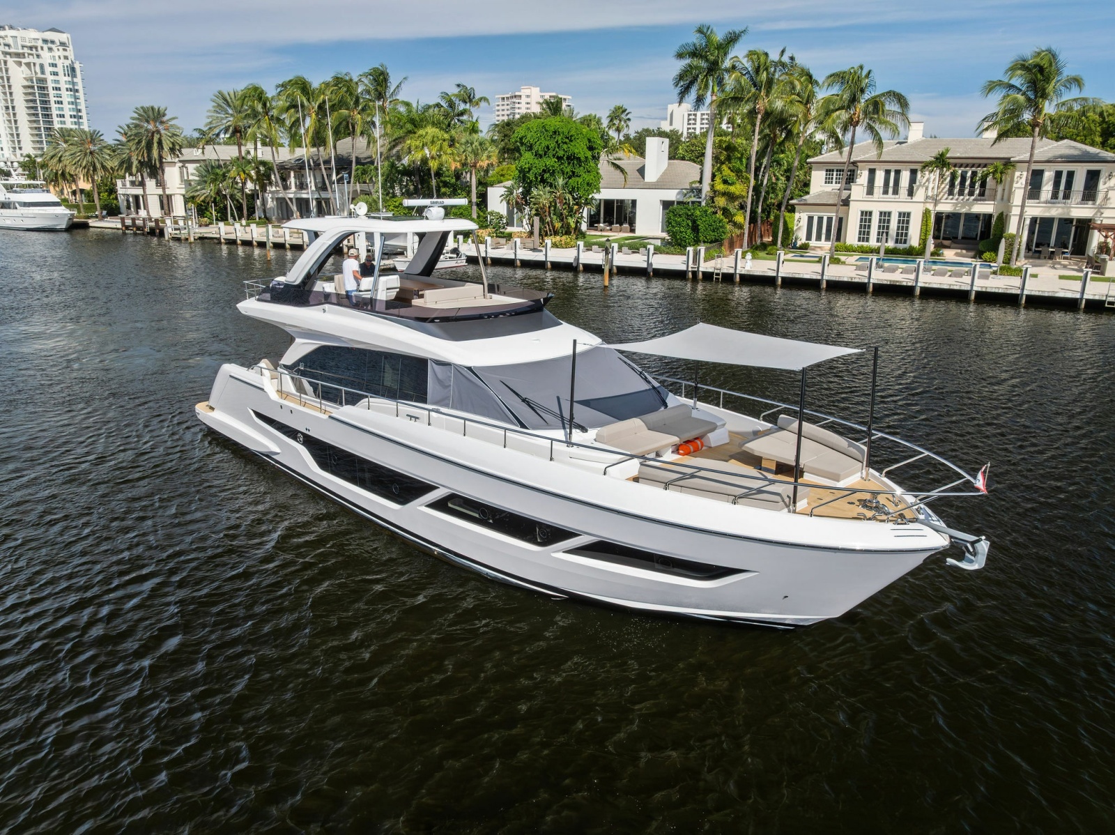 2026 Ferretti Yachts 670