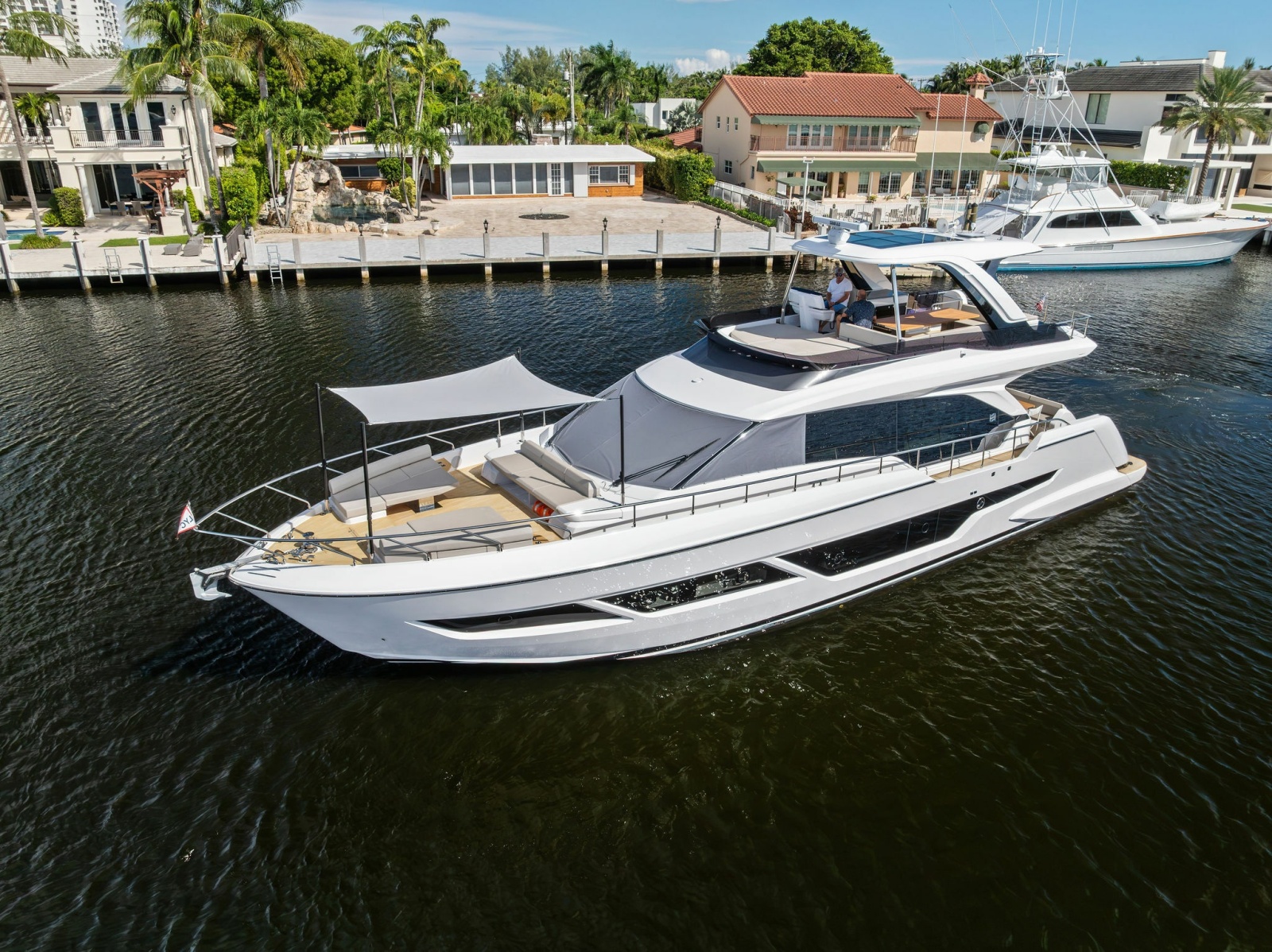 2026 Ferretti Yachts 670