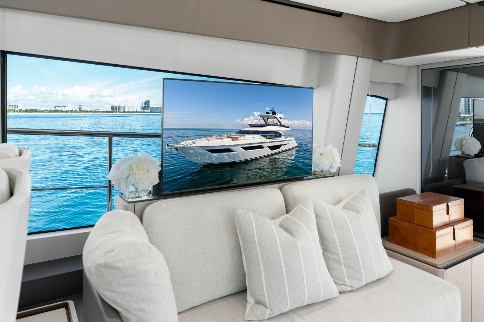 2025 Ferretti Yachts — LENDAVA