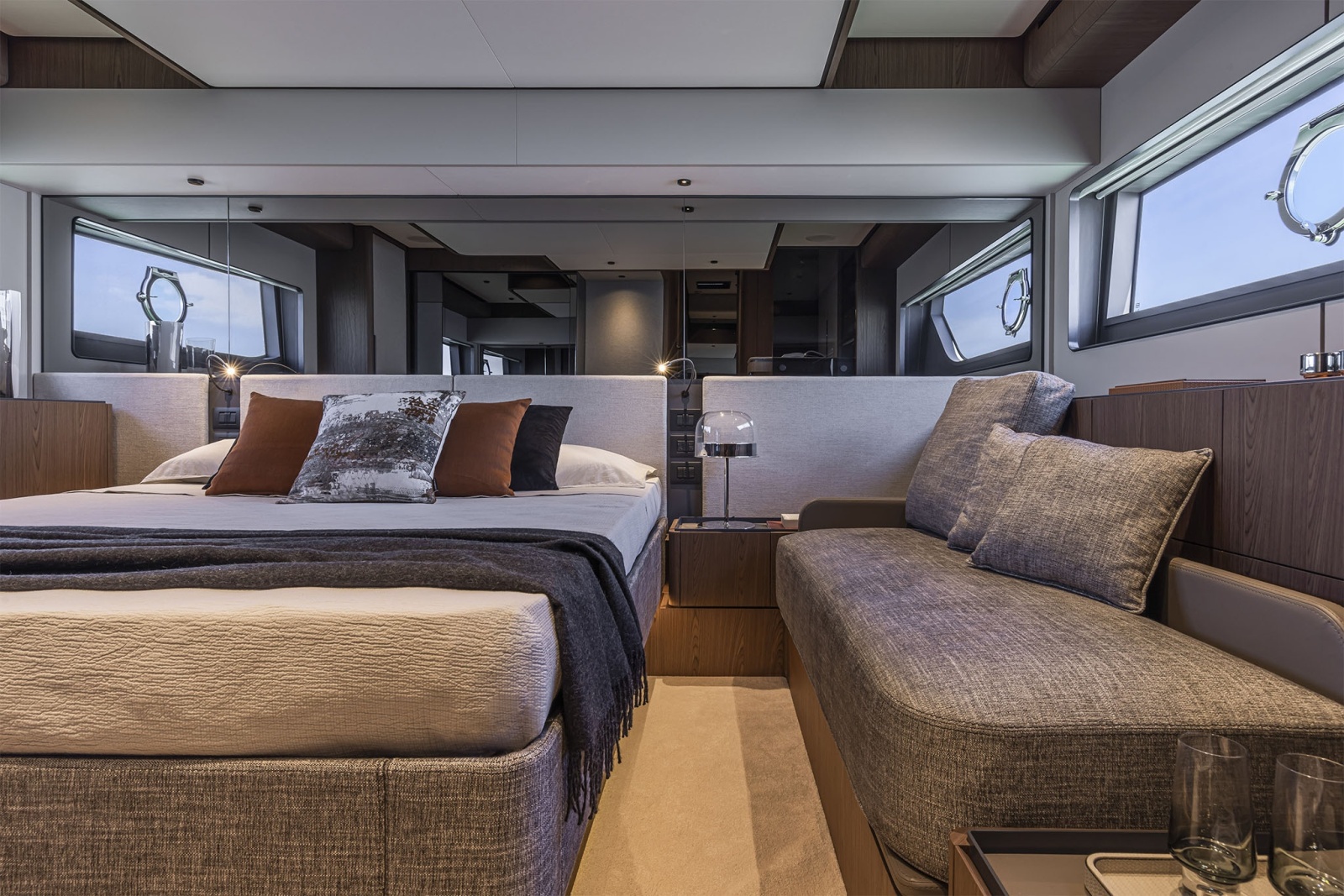 2025 Ferretti Yachts