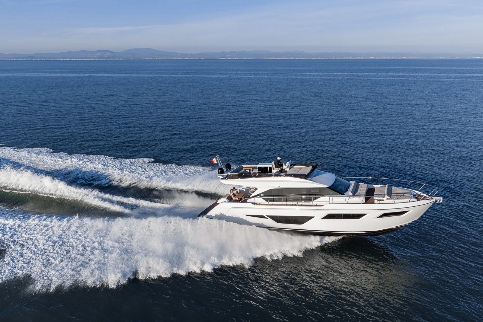 2025 Ferretti Yachts
