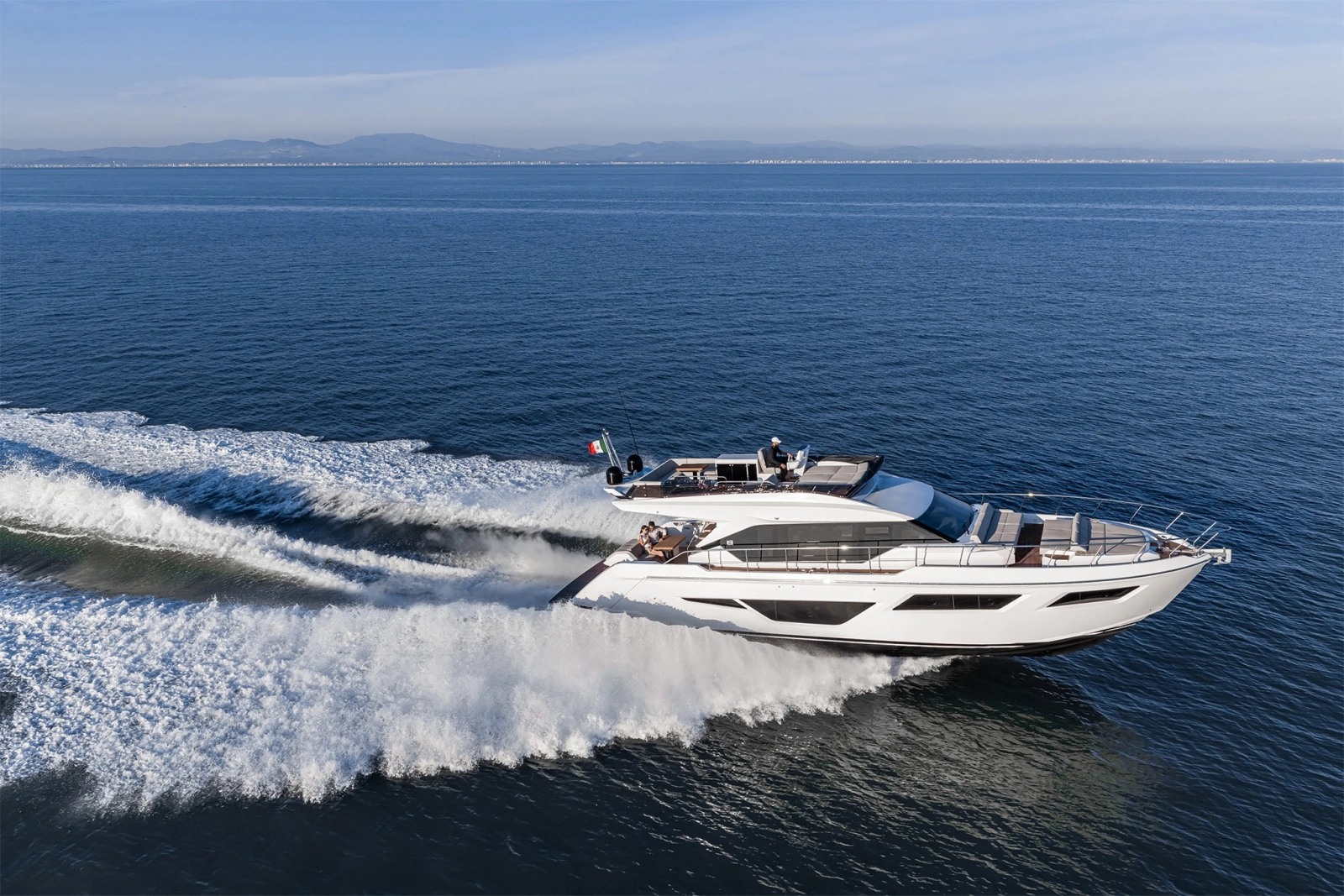 2025 Ferretti Yachts 