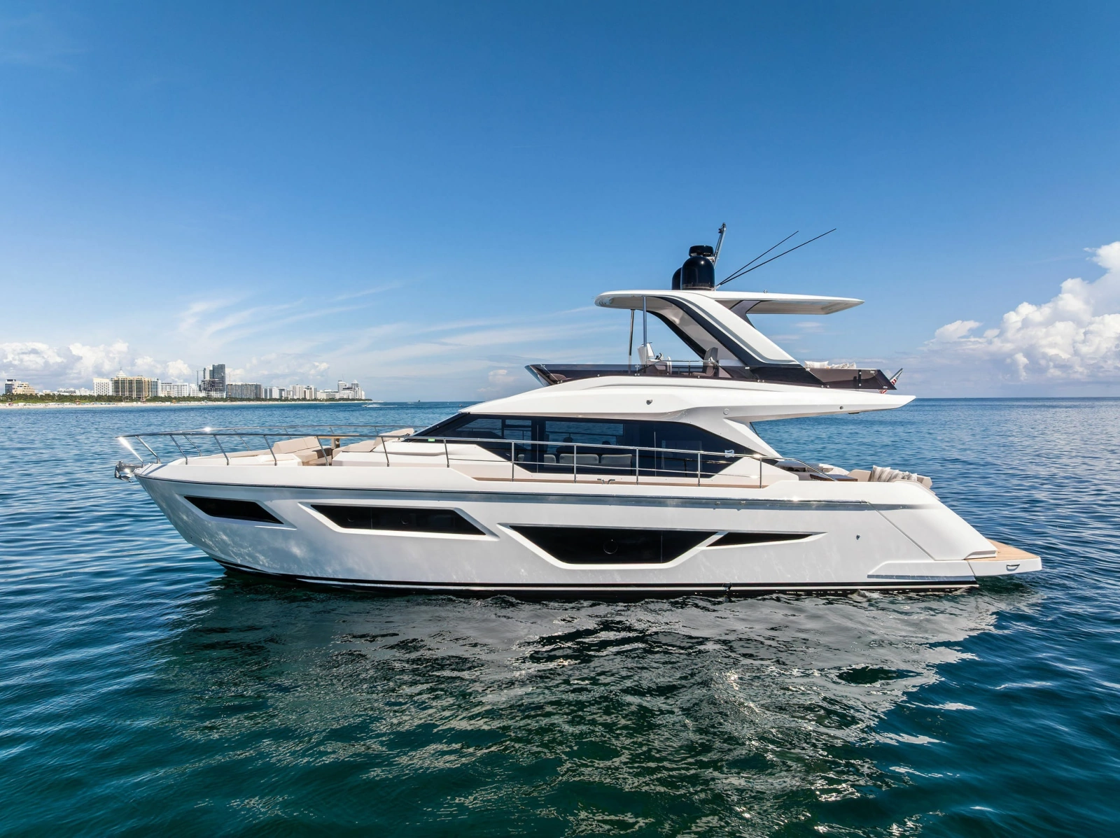 LENDAVA 58ft Ferretti Yachts Yacht For Sale