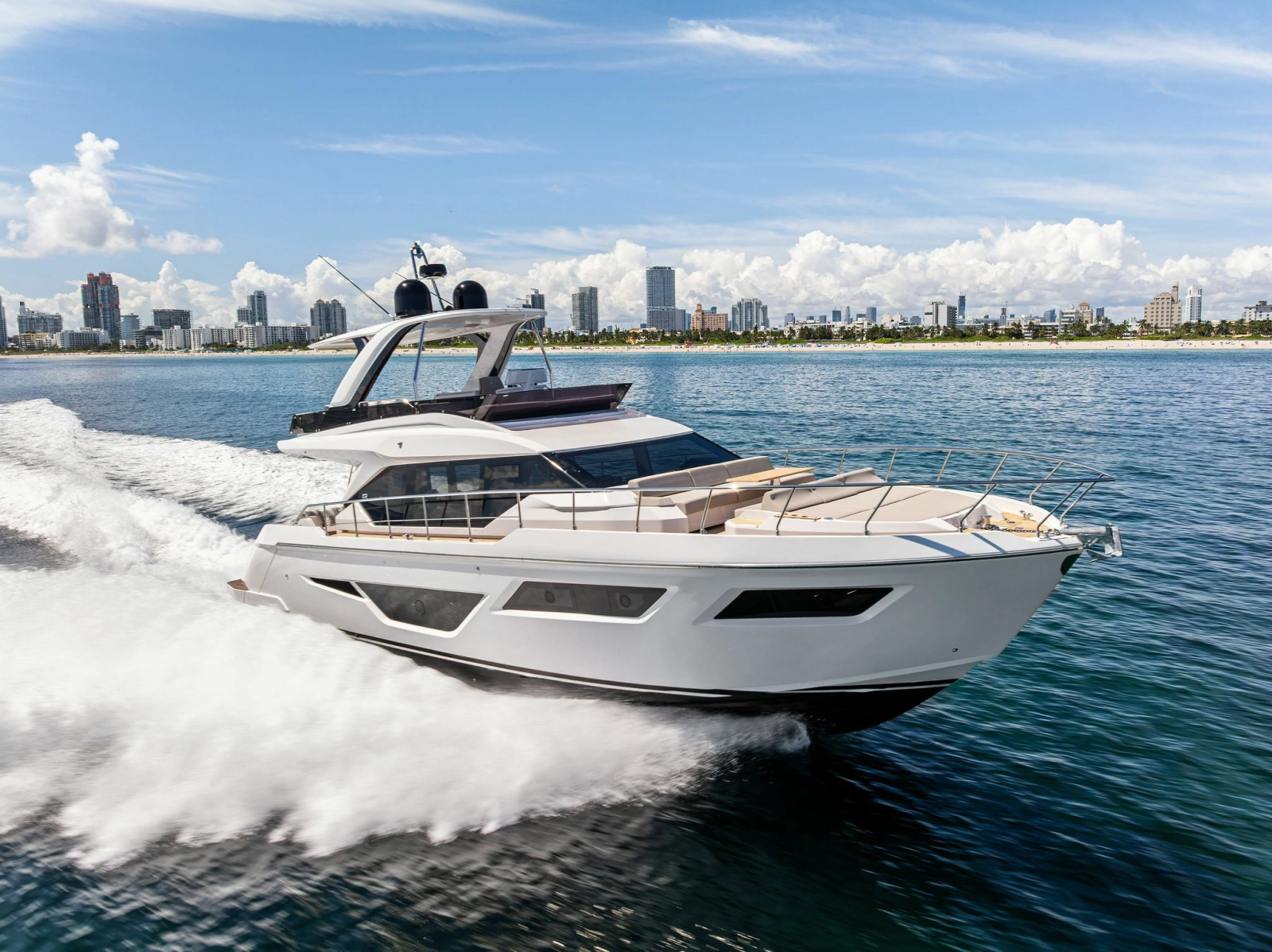 LENDAVA 58ft Ferretti Yachts Yacht For Sale