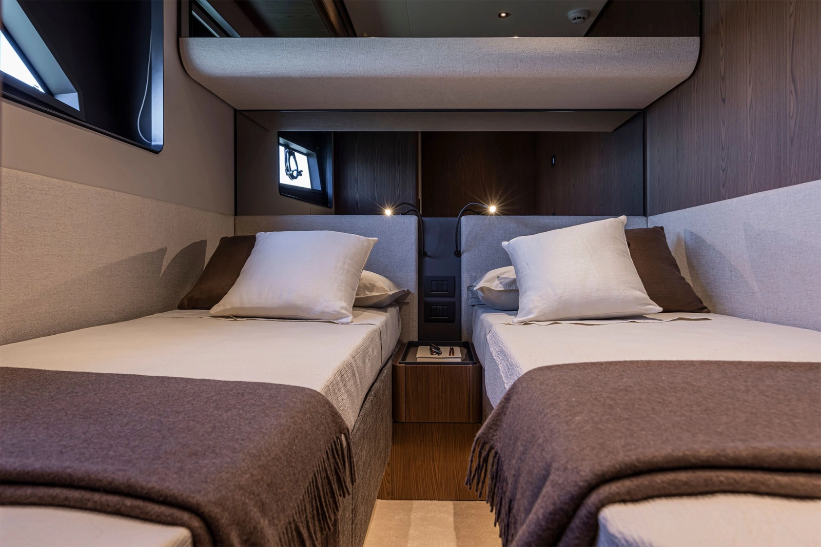 2025 Ferretti Yachts 