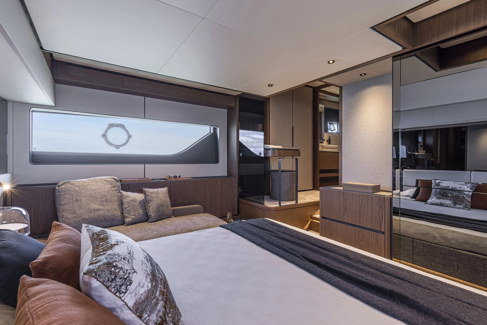2025 Ferretti Yachts 