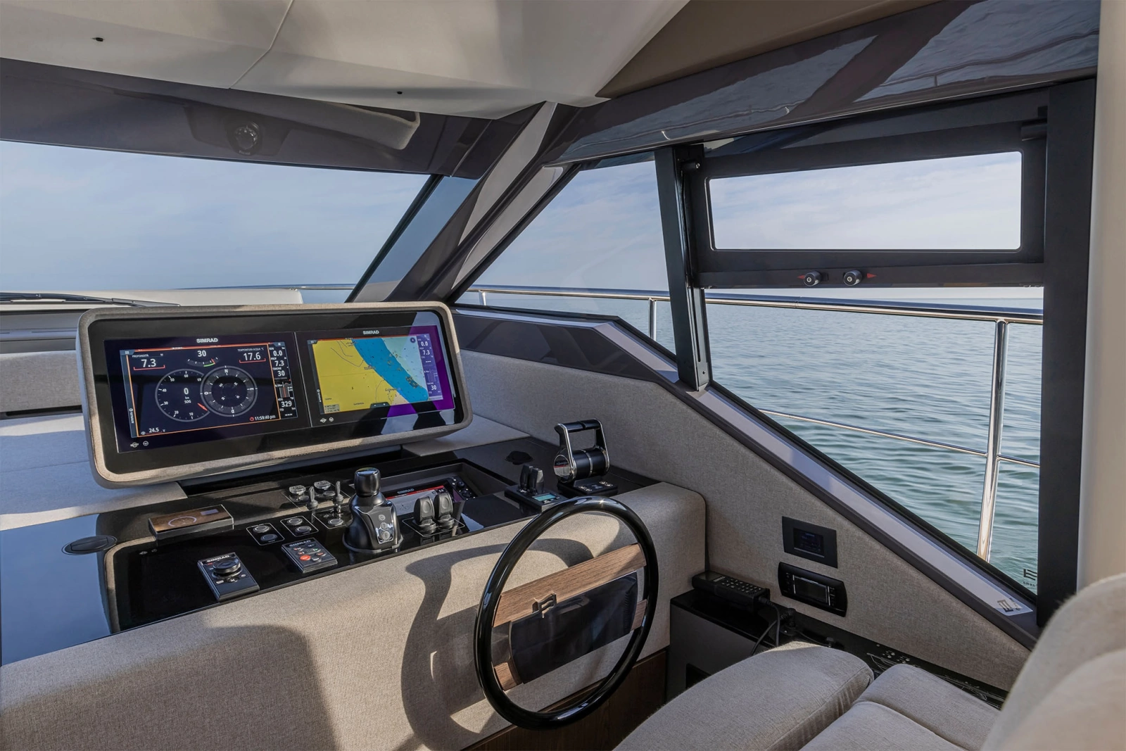 2025 Ferretti Yachts 