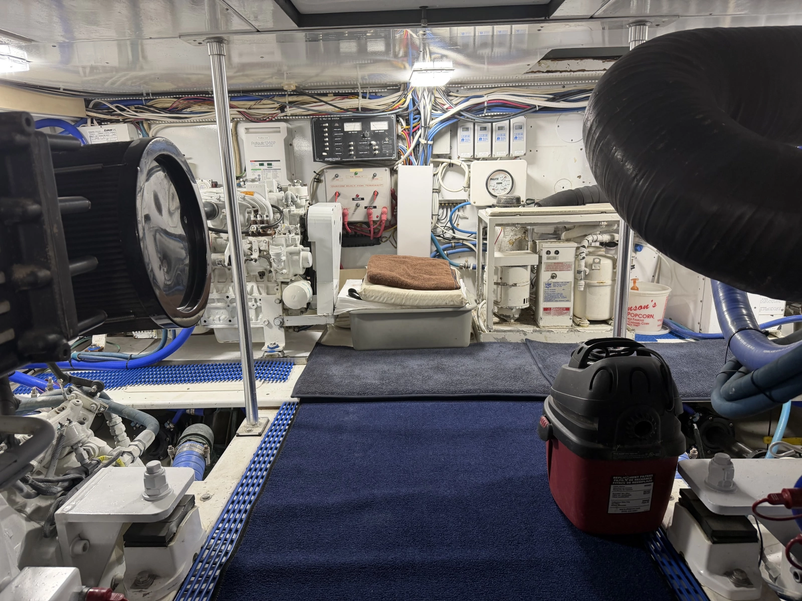 Cricket 50ft Hatteras Yacht For Sale