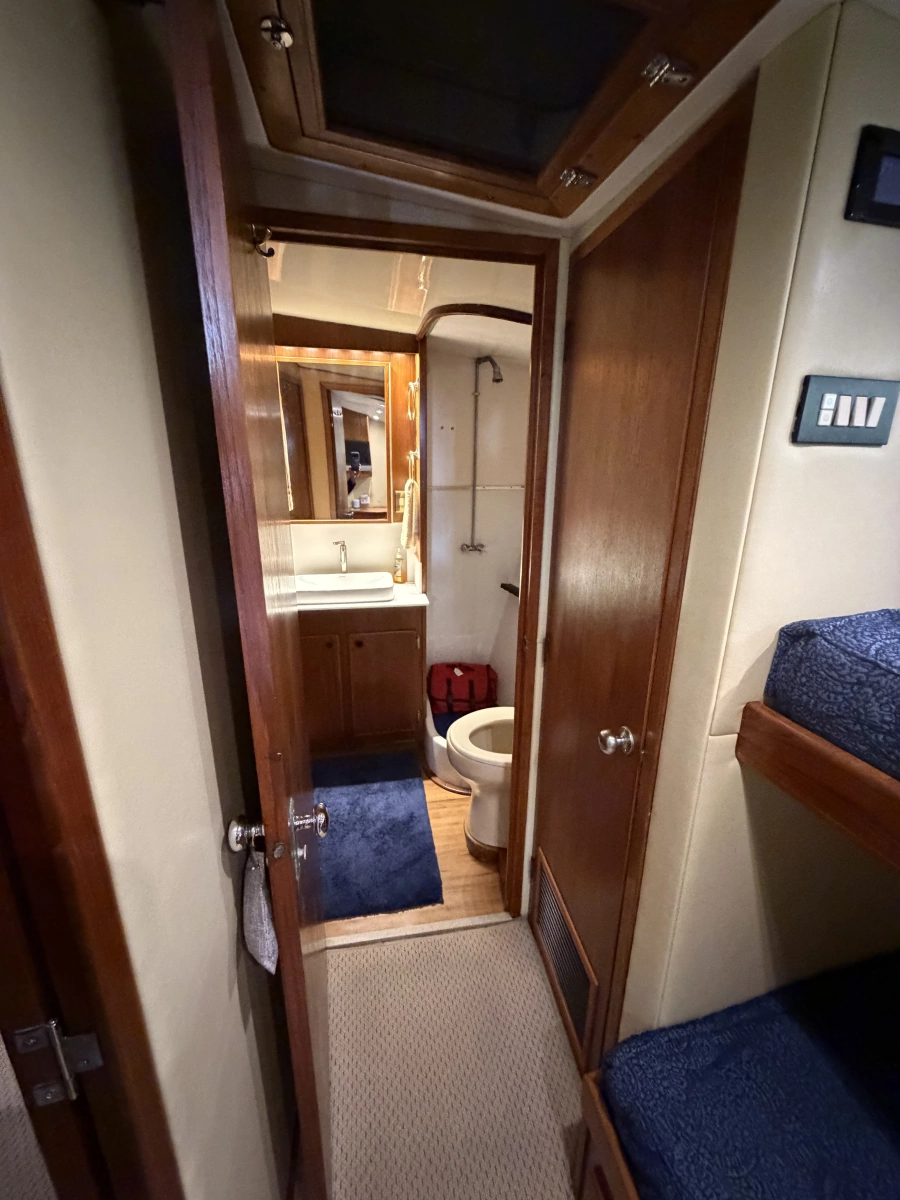 Cricket 50ft Hatteras Yacht For Sale