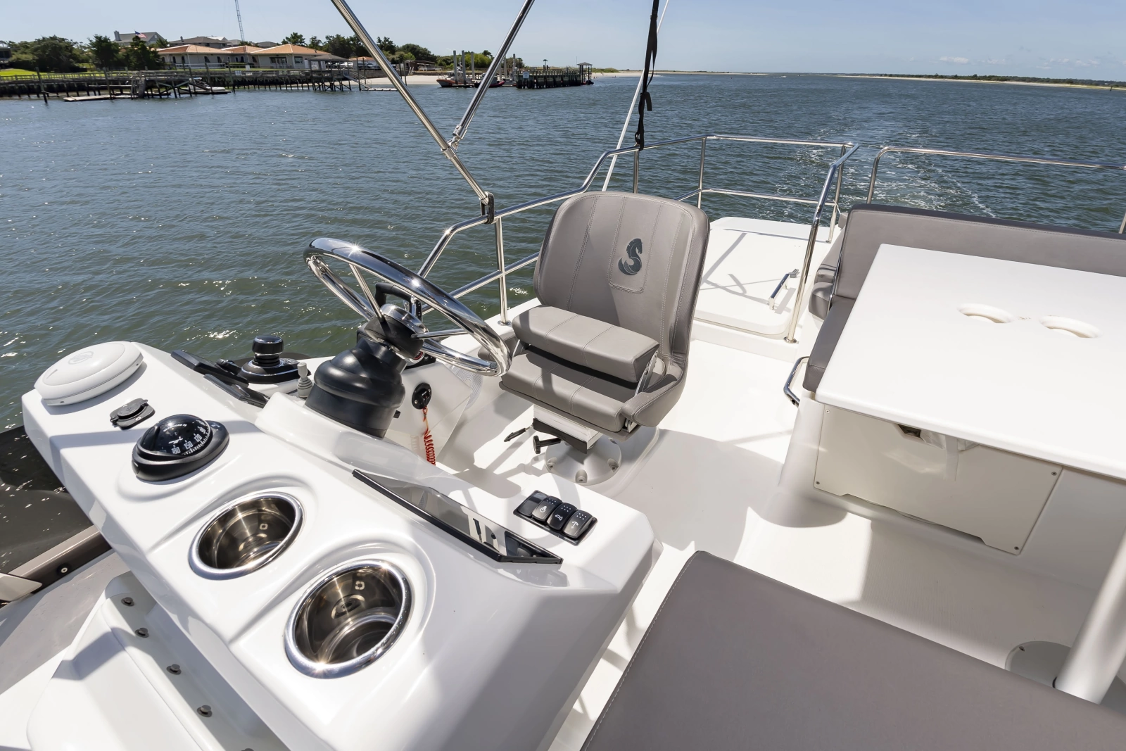 33BeneteauAntaras11_021