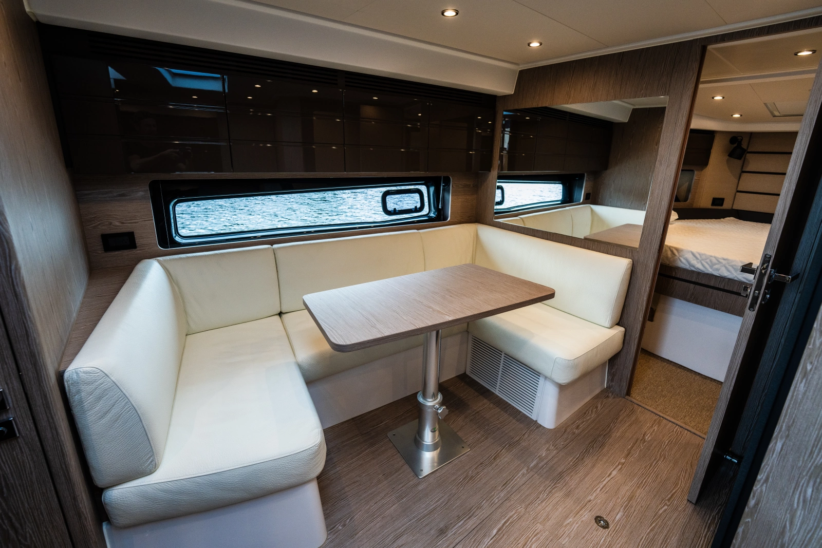 2025 Azimut Atlantis 45