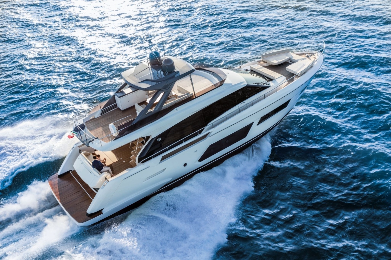 2026 Ferretti Yachts 670