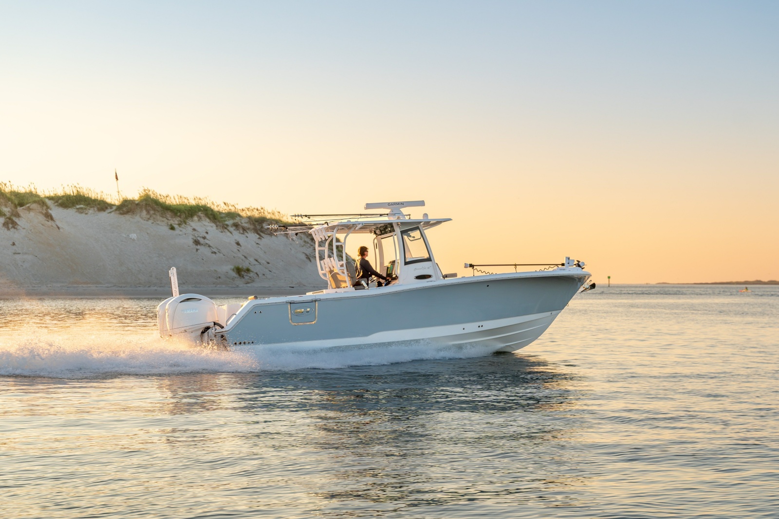 2026 Sea Hunt Gamefish 30CB