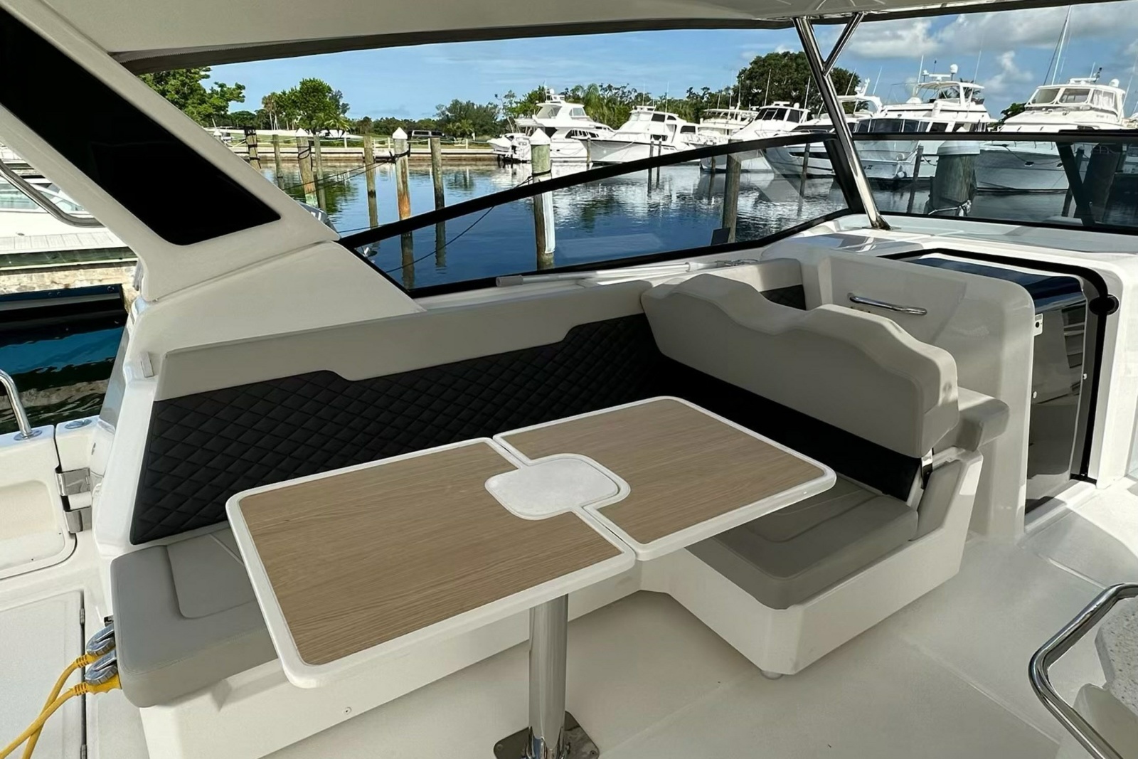 2023 Aquila 36 Sport