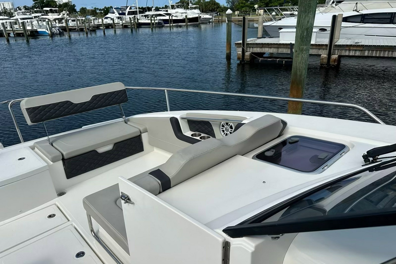 2023 Aquila 36 Sport