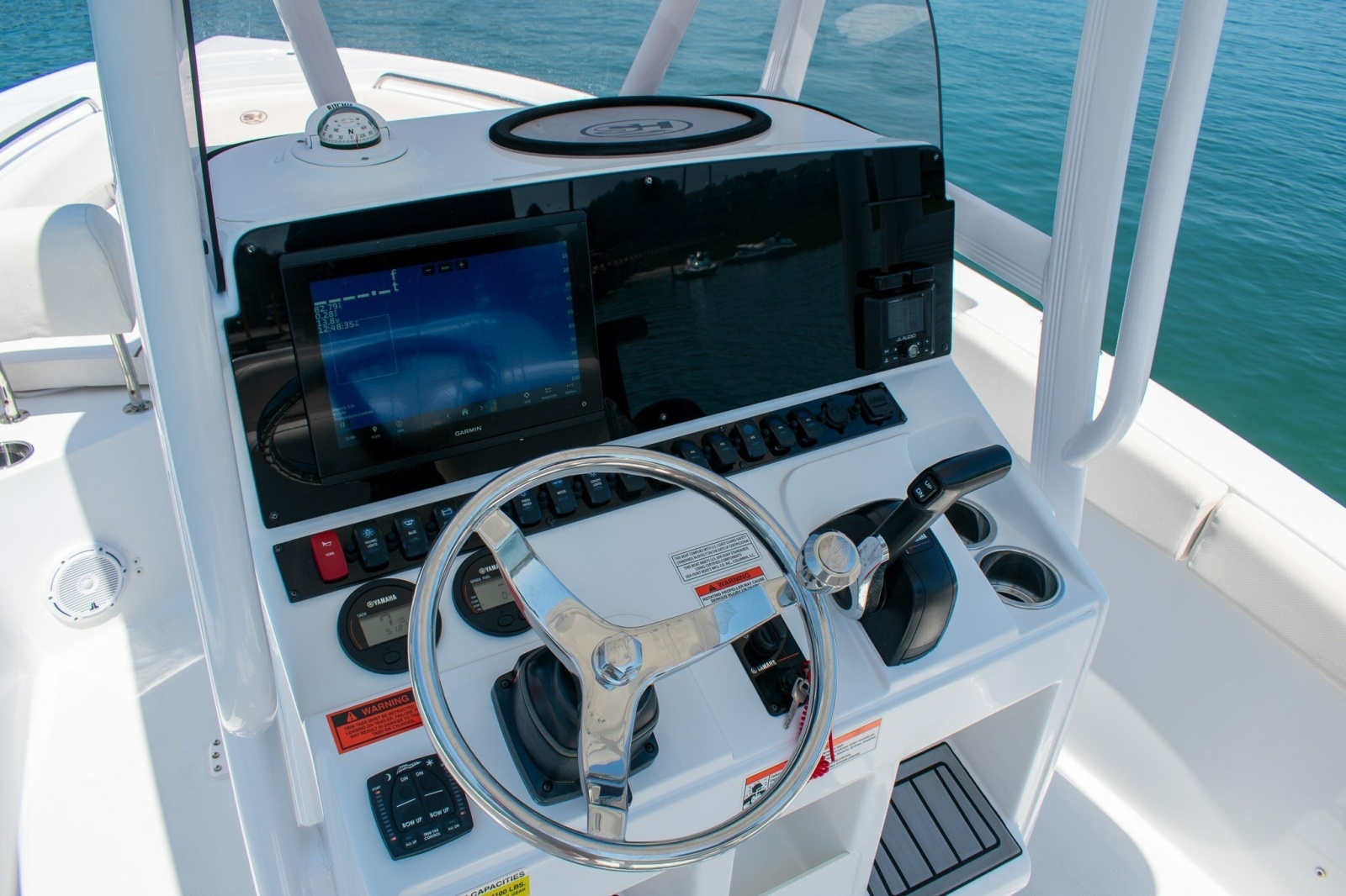 2022 Sea Hunt Ultra 219