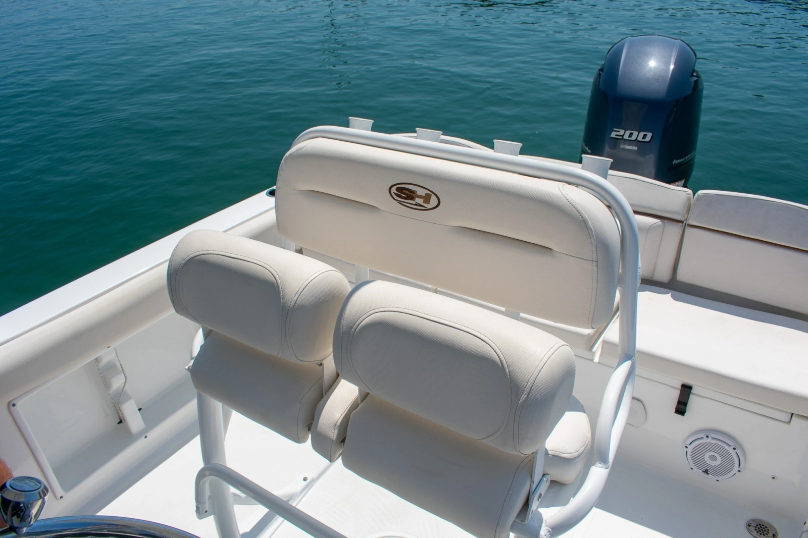 2022 Sea Hunt Ultra 219