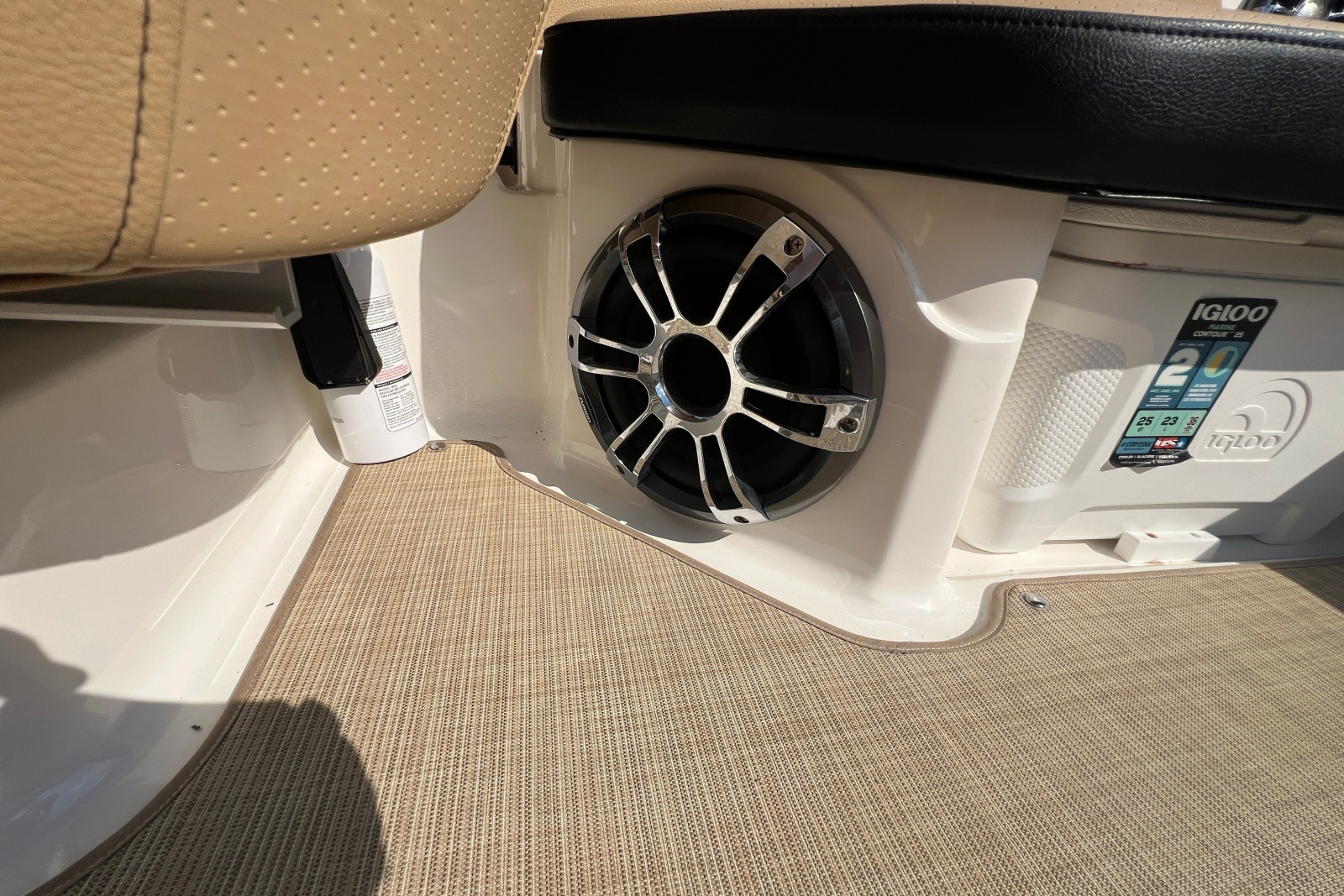 2022 Sea Ray SPX 210