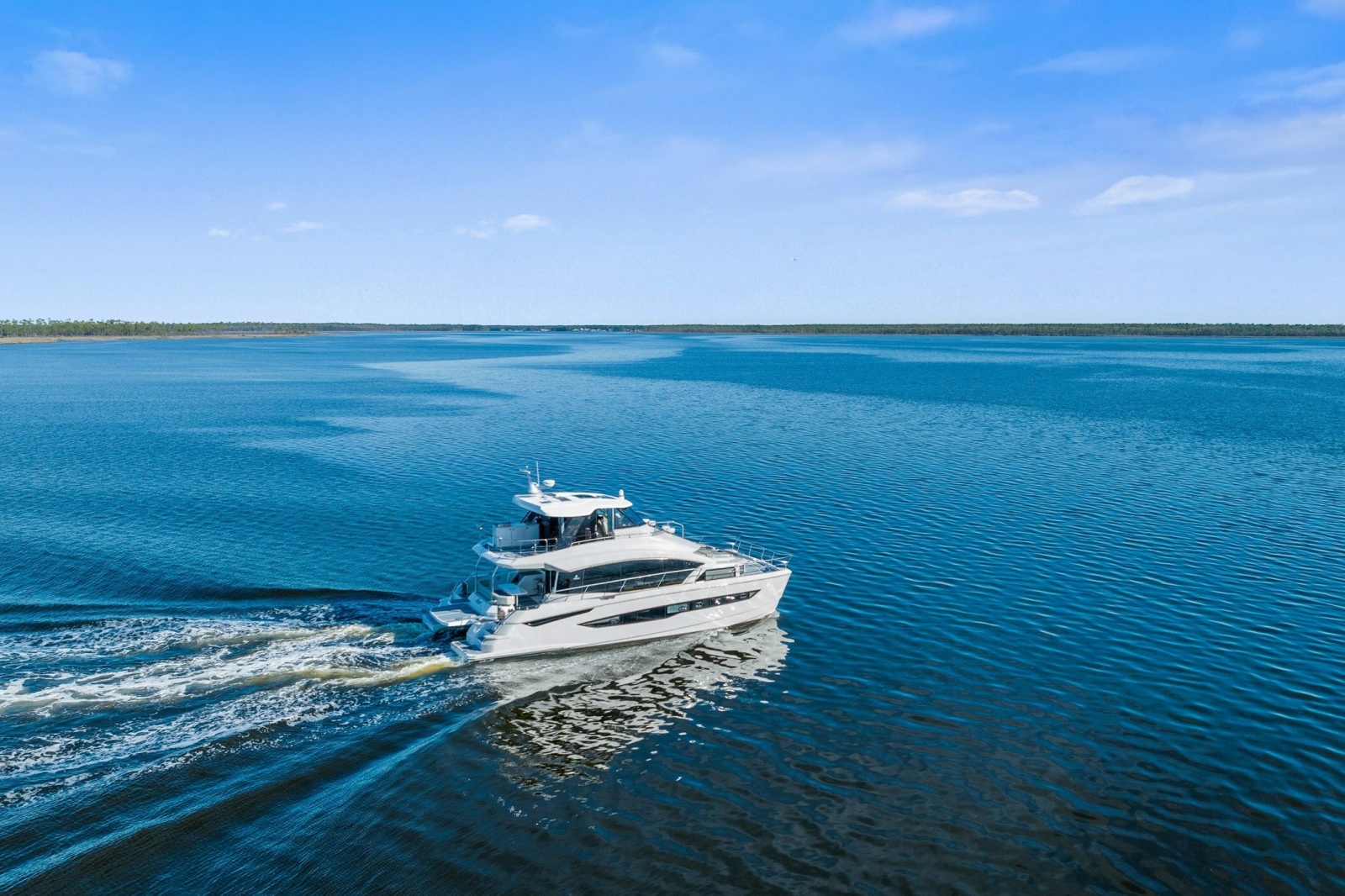2021 Aquila 54 Yacht