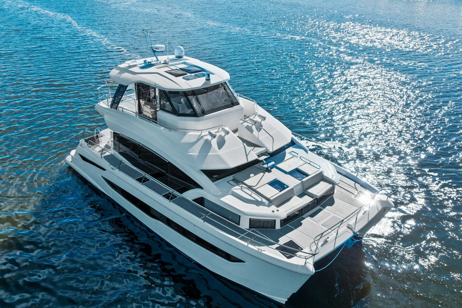 2021 Aquila 54 Yacht