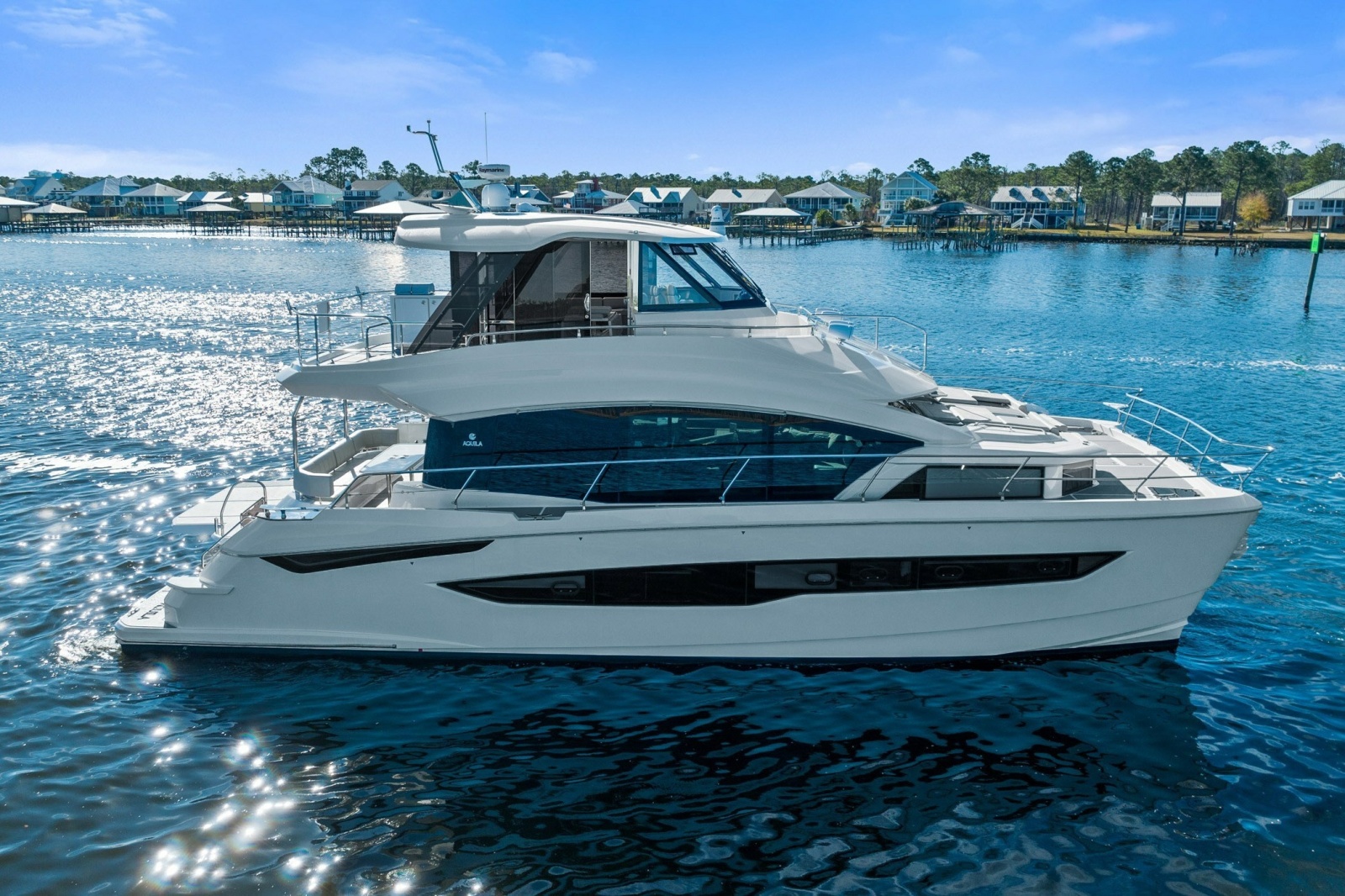 2021 Aquila 54 Yacht