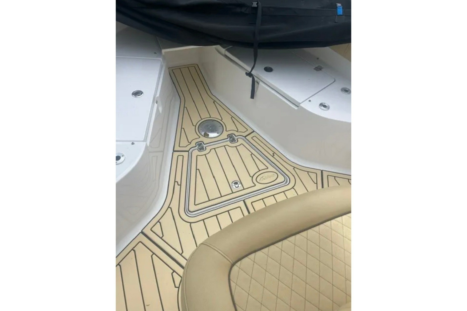 2021 Sportsman Open 242 Center Console