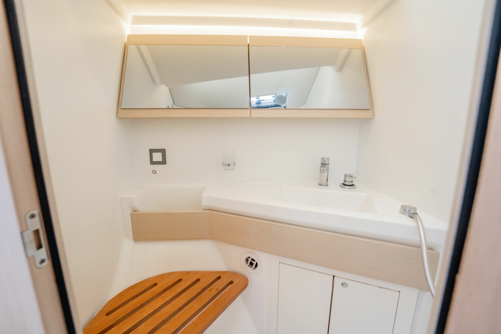 2020 Beneteau Oceanis 46.1